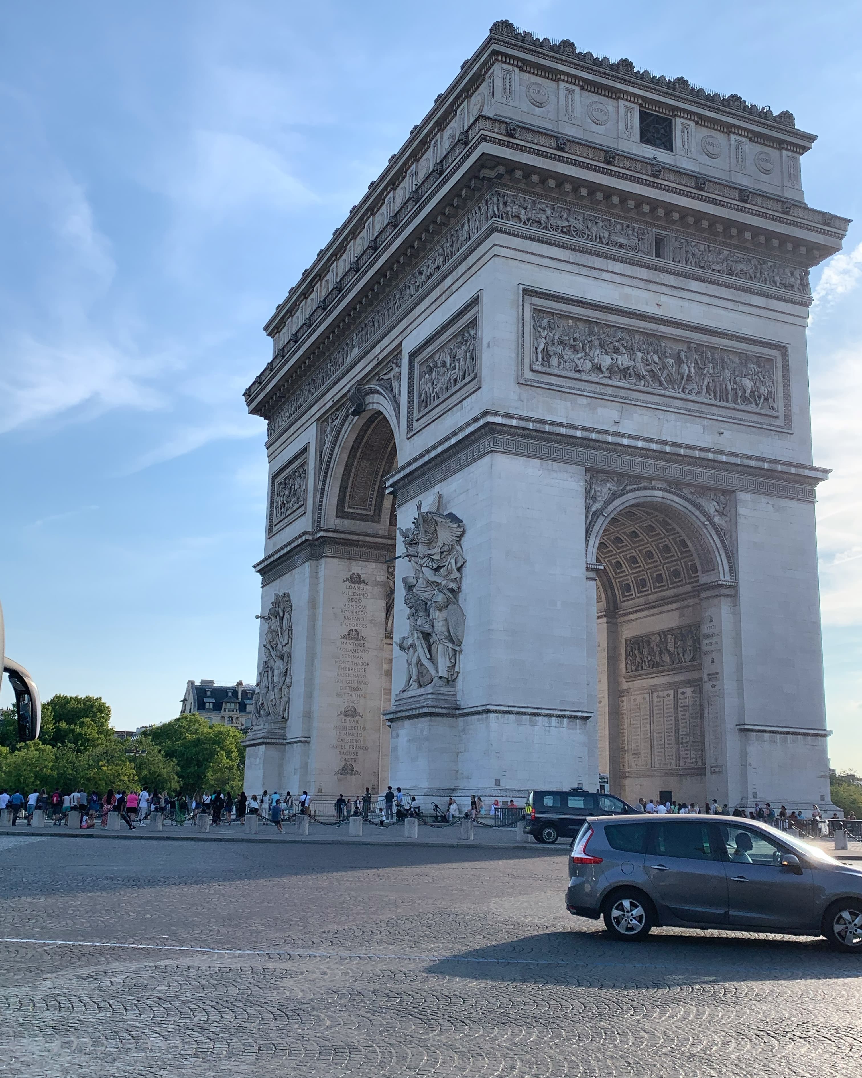 View of the Arc de Triomphe during the day