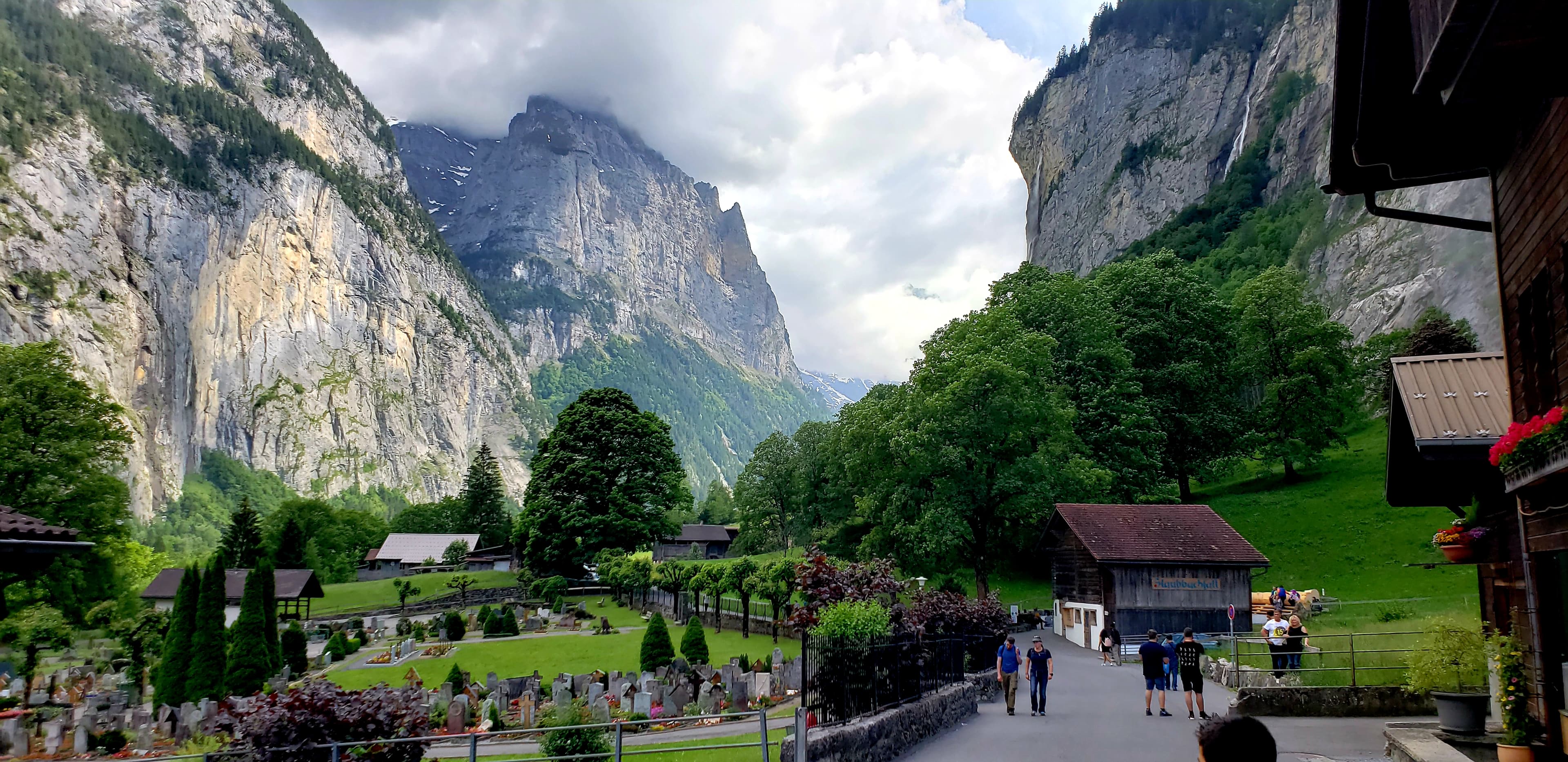Gorgeous view of mountains and lush grassy areas