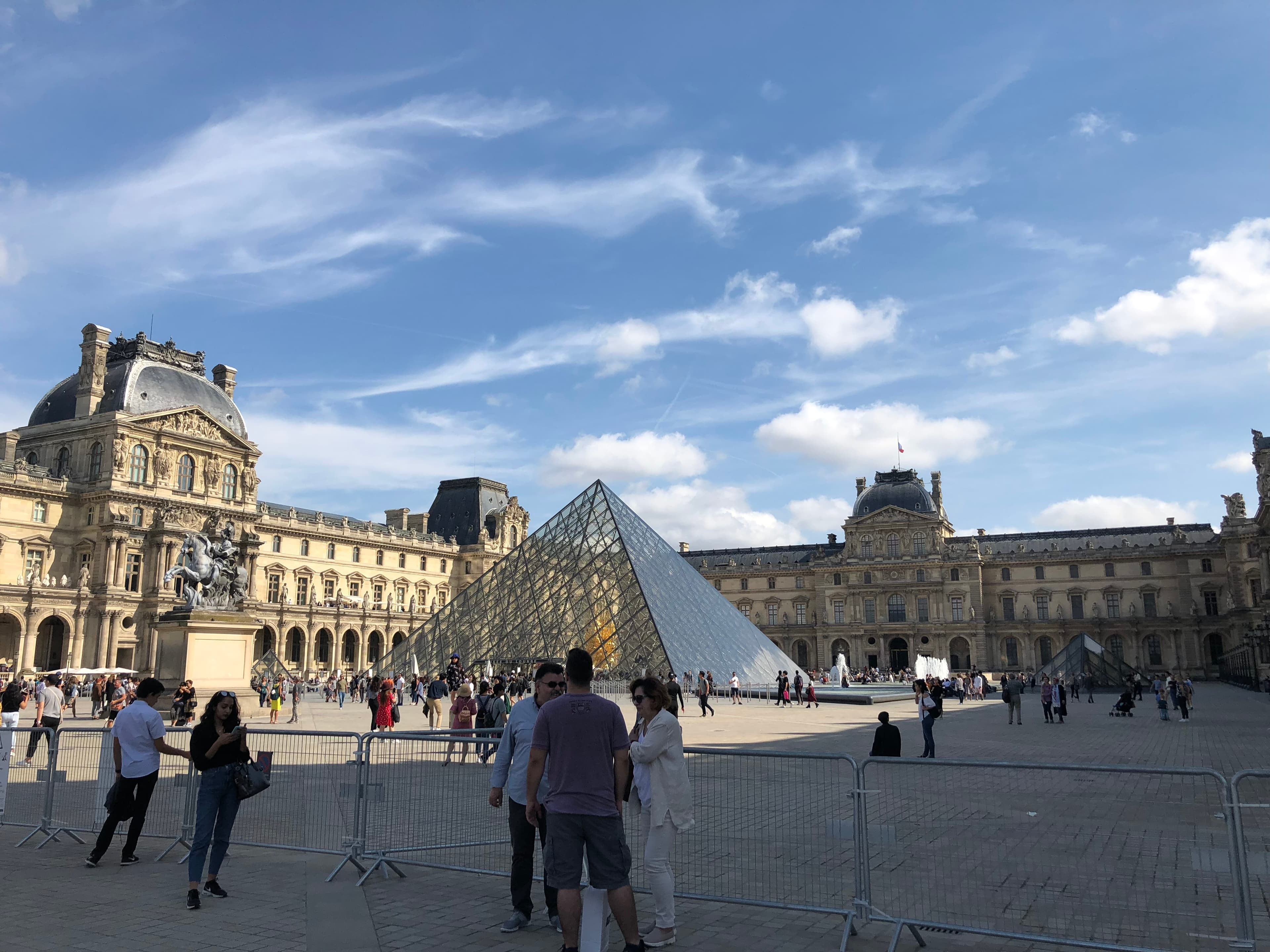 Lourve in Paris.