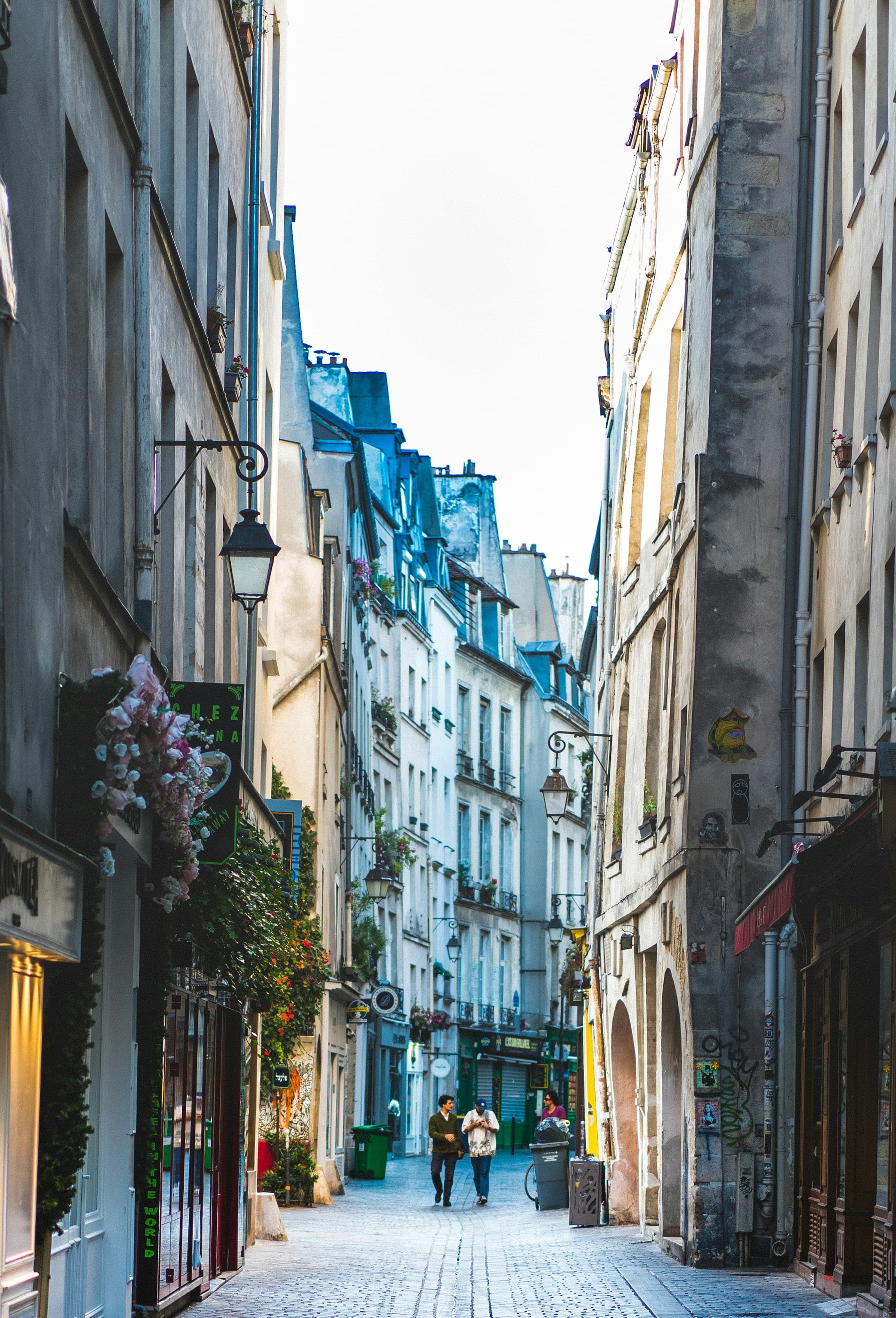 Cruising the neighborhood of Le Marais.