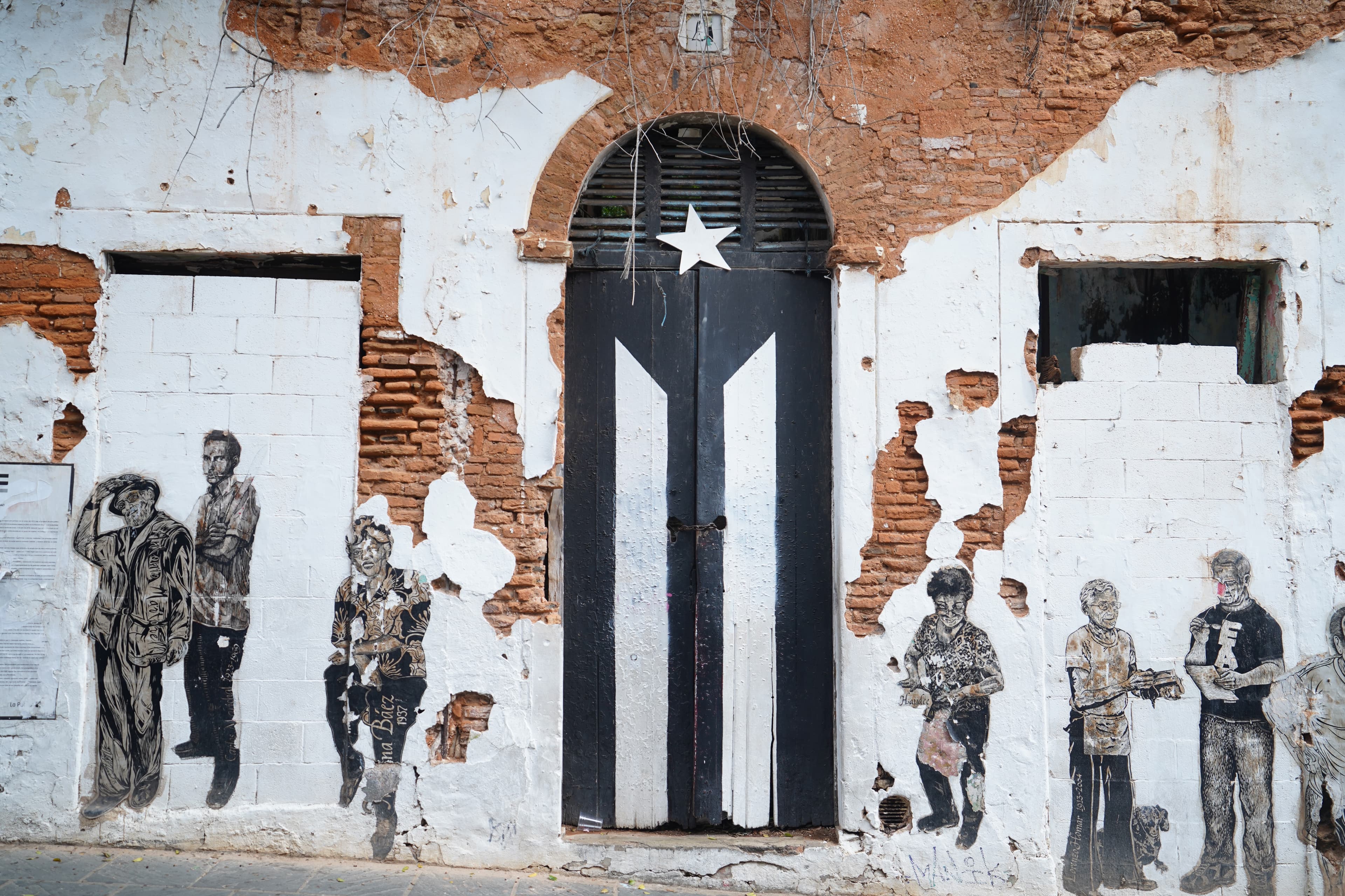 A wall with painting in San Juan, Puerto Rico.