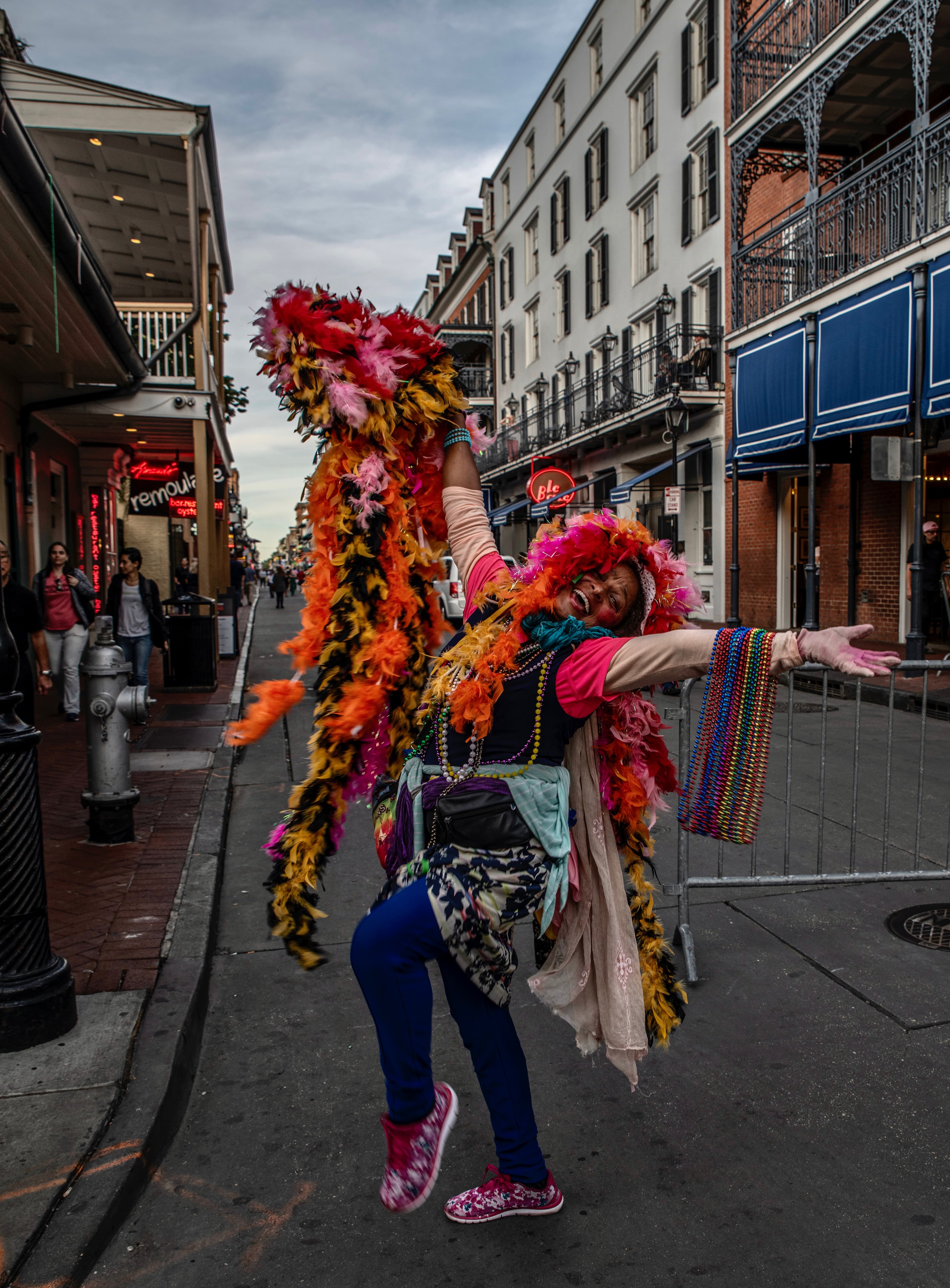 A picture of New Orleans busy street.