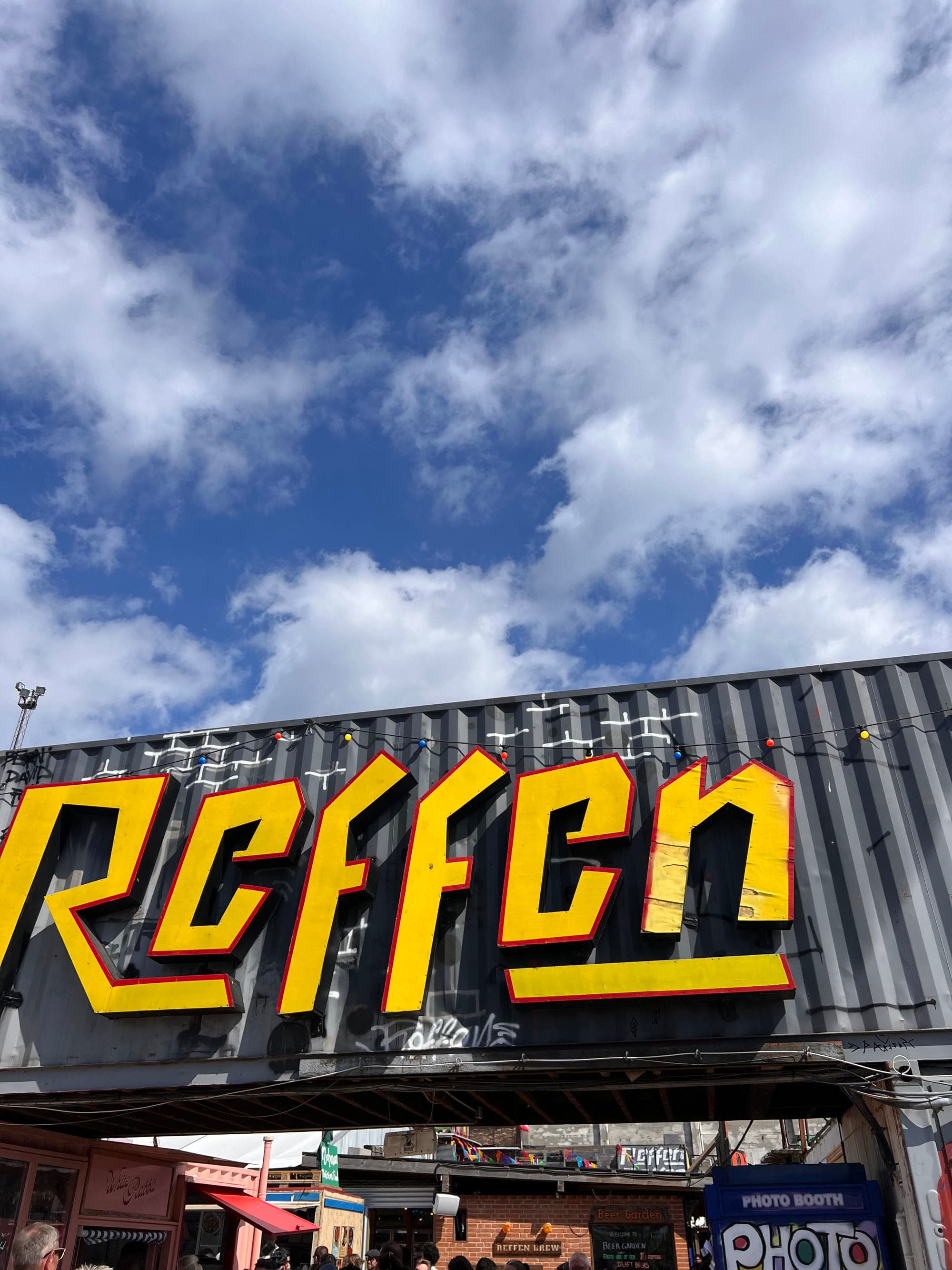 A building sign reading "reffen"