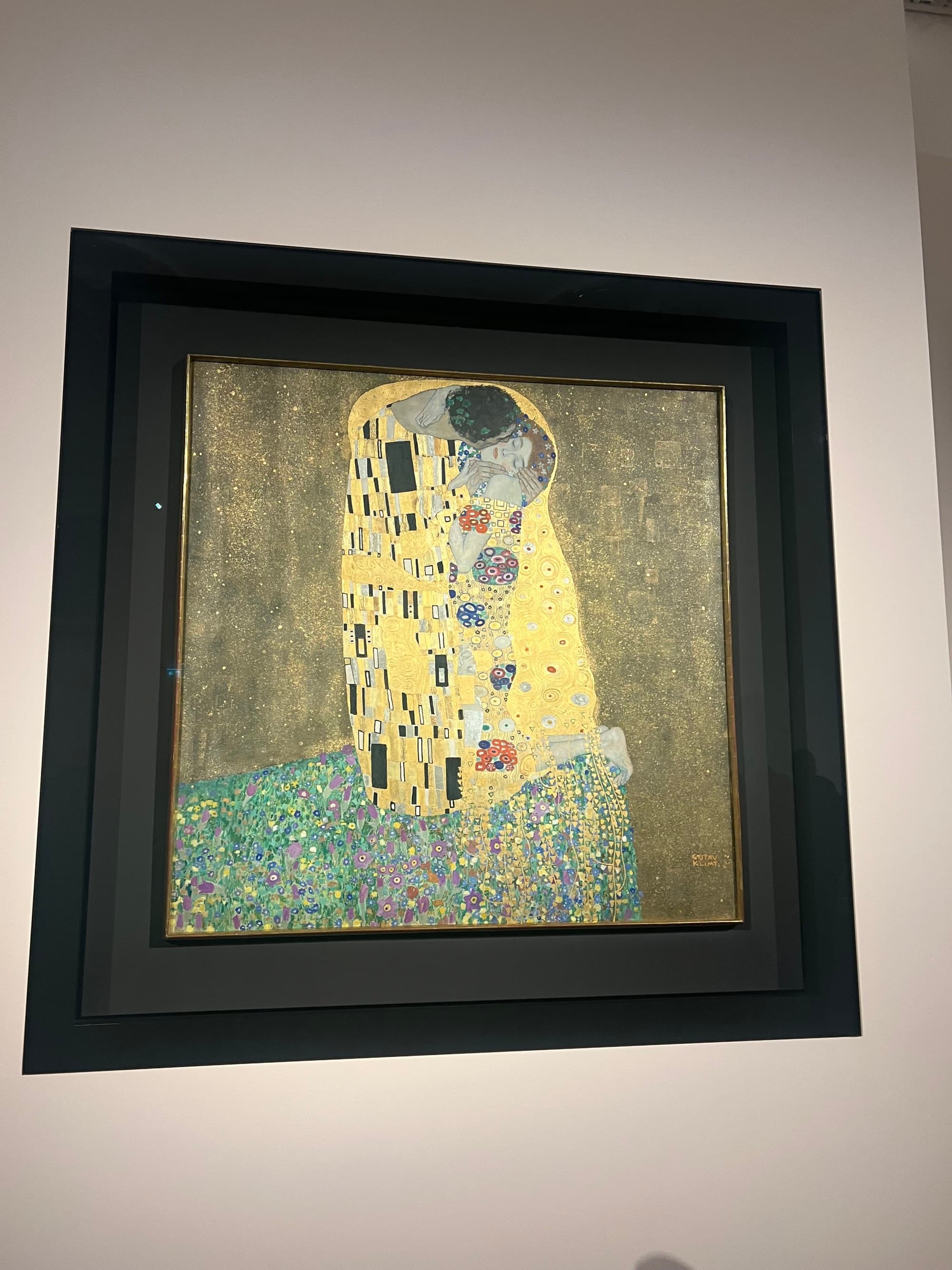 Gustav Klimt The Kiss in a frame