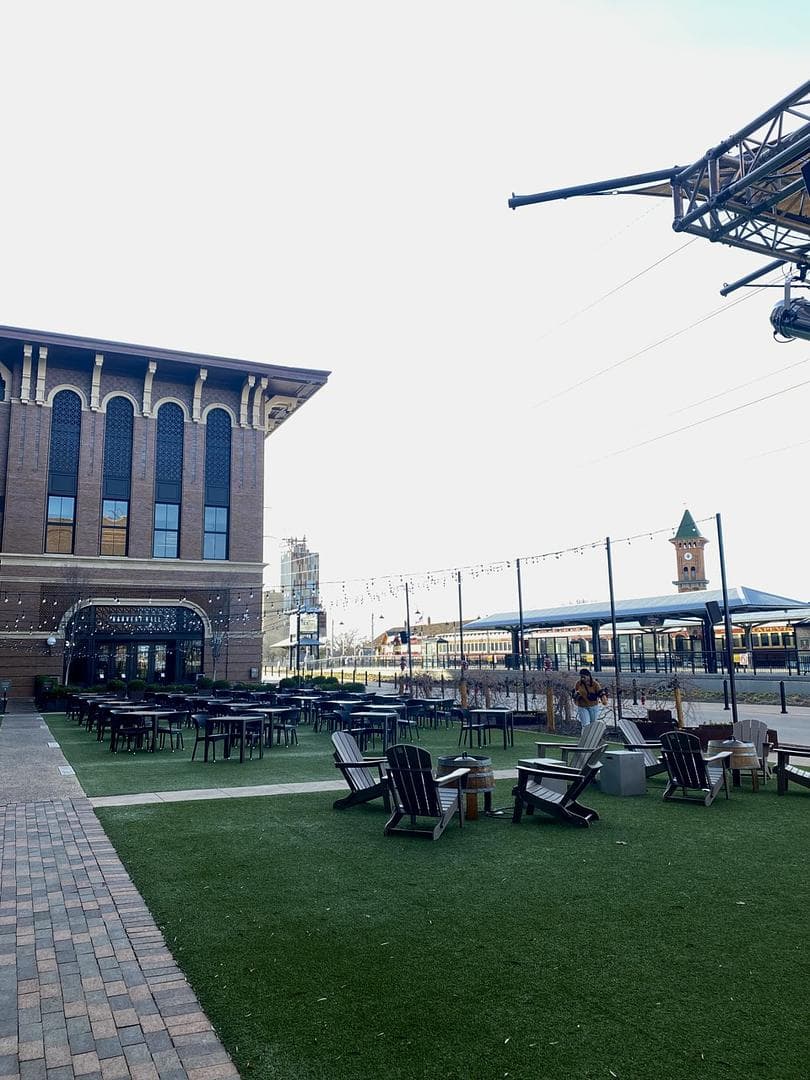 A refreshing outdoor feel