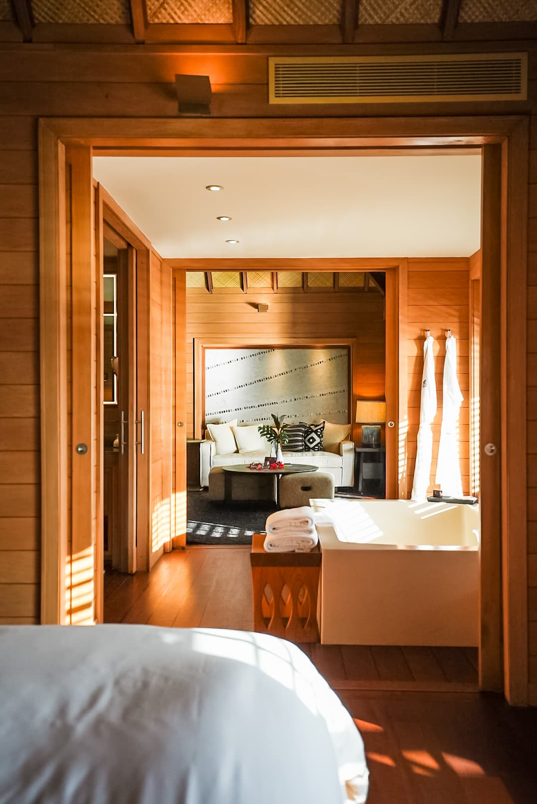 Voyager Guru Four Seasons Bora Bora