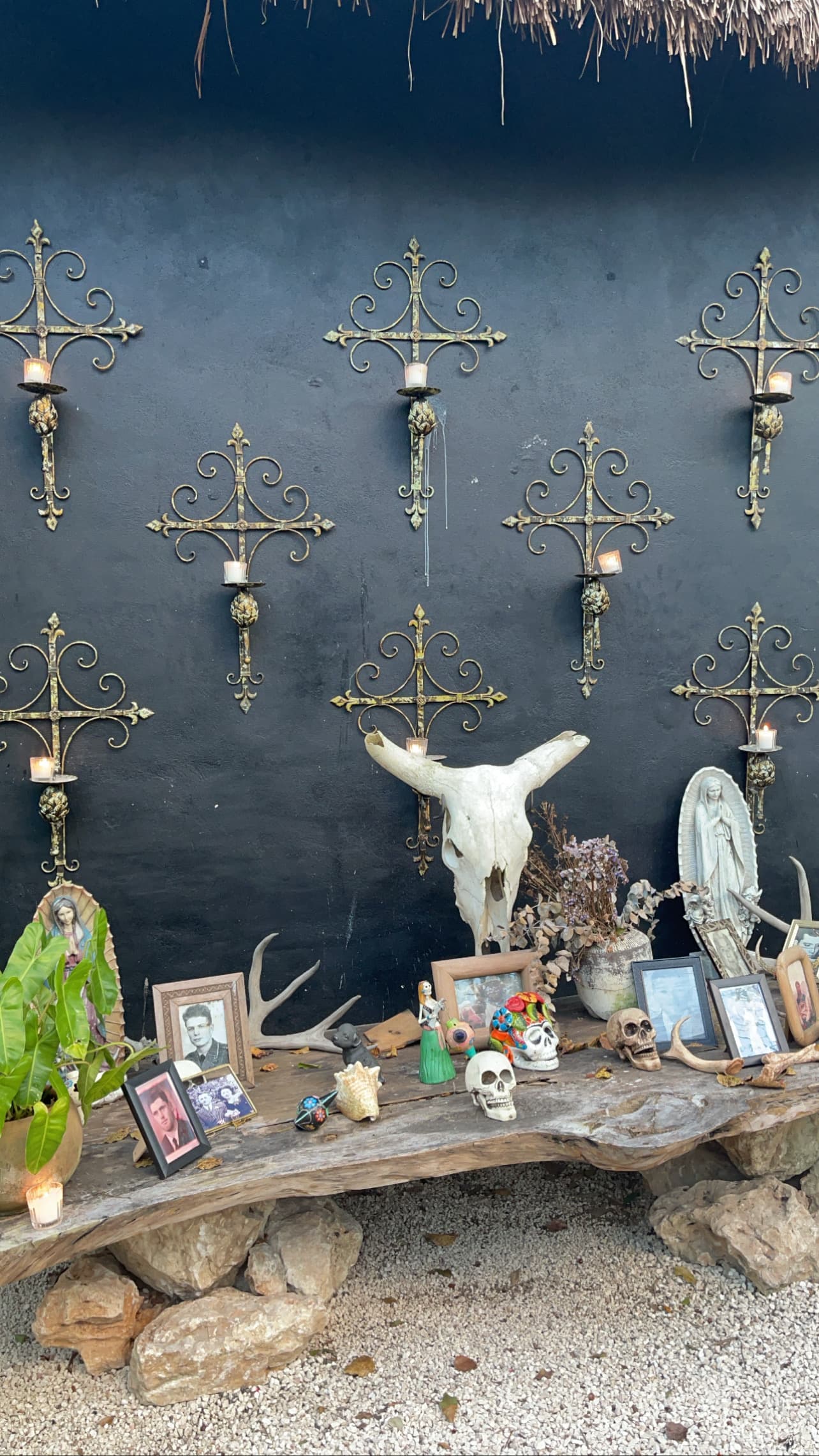 Hotel Bardo - Lisa Nunez