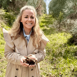 Fora Team - Claire Herzog, Director, Travel Sales