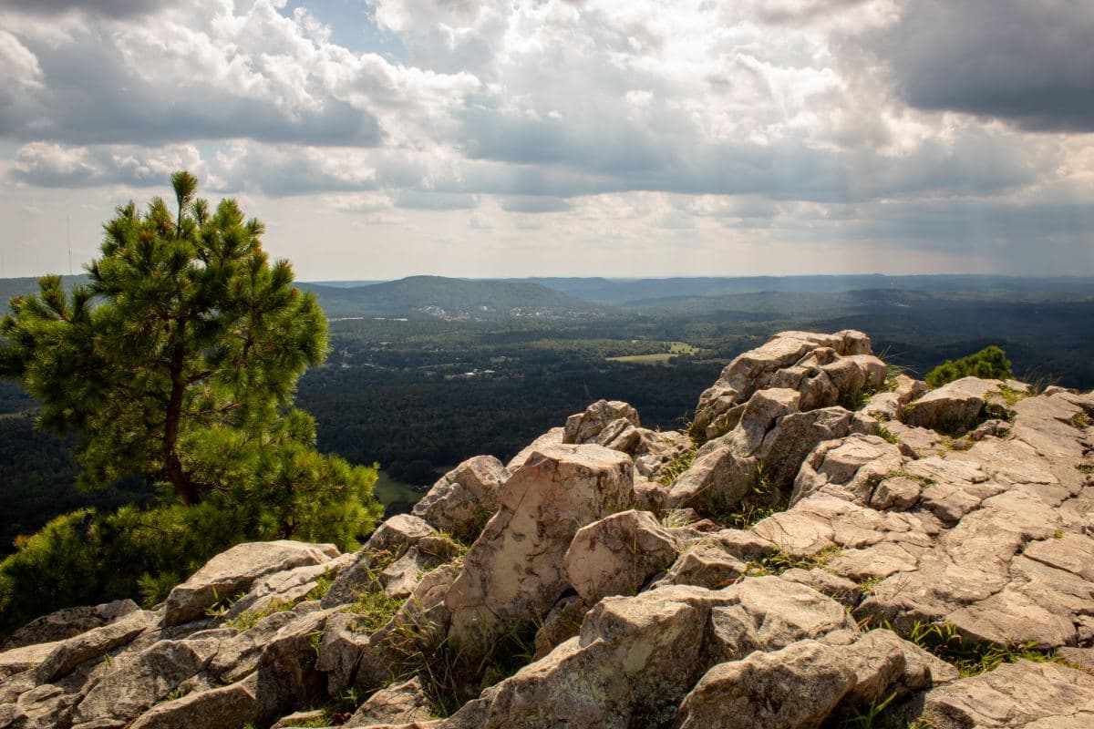 Rocky mountain cliff during the daytime