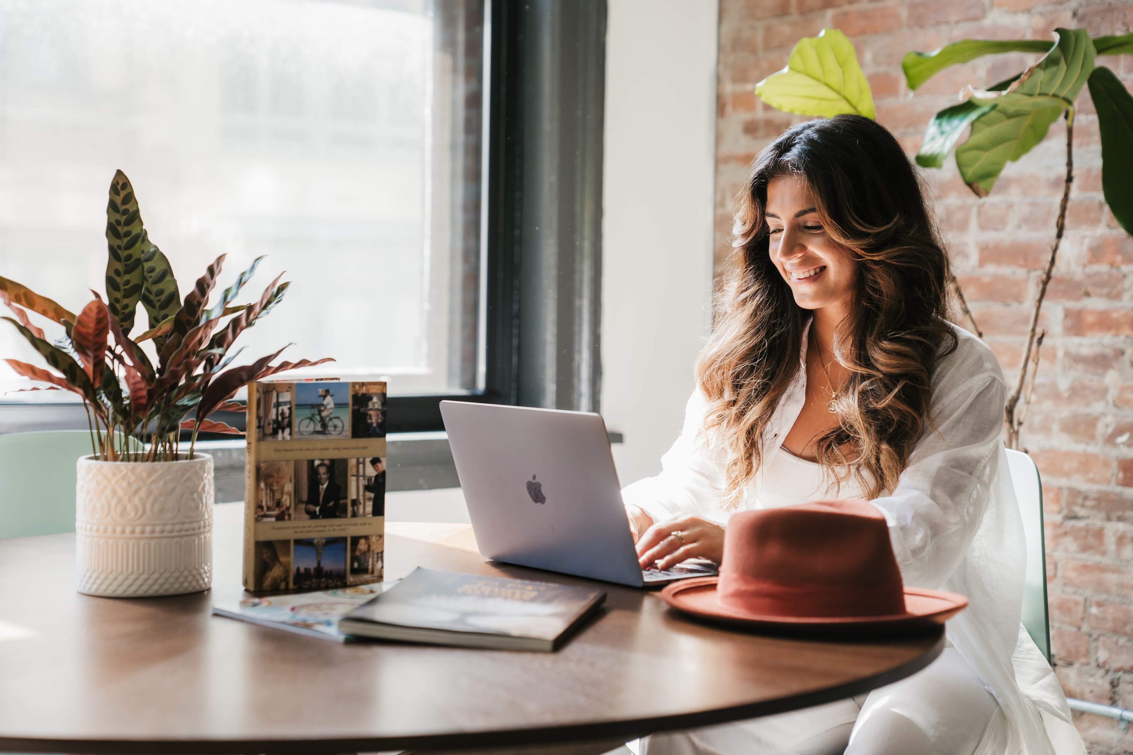 Fora Advisor Swaylah Faroqi works from Fora HQ