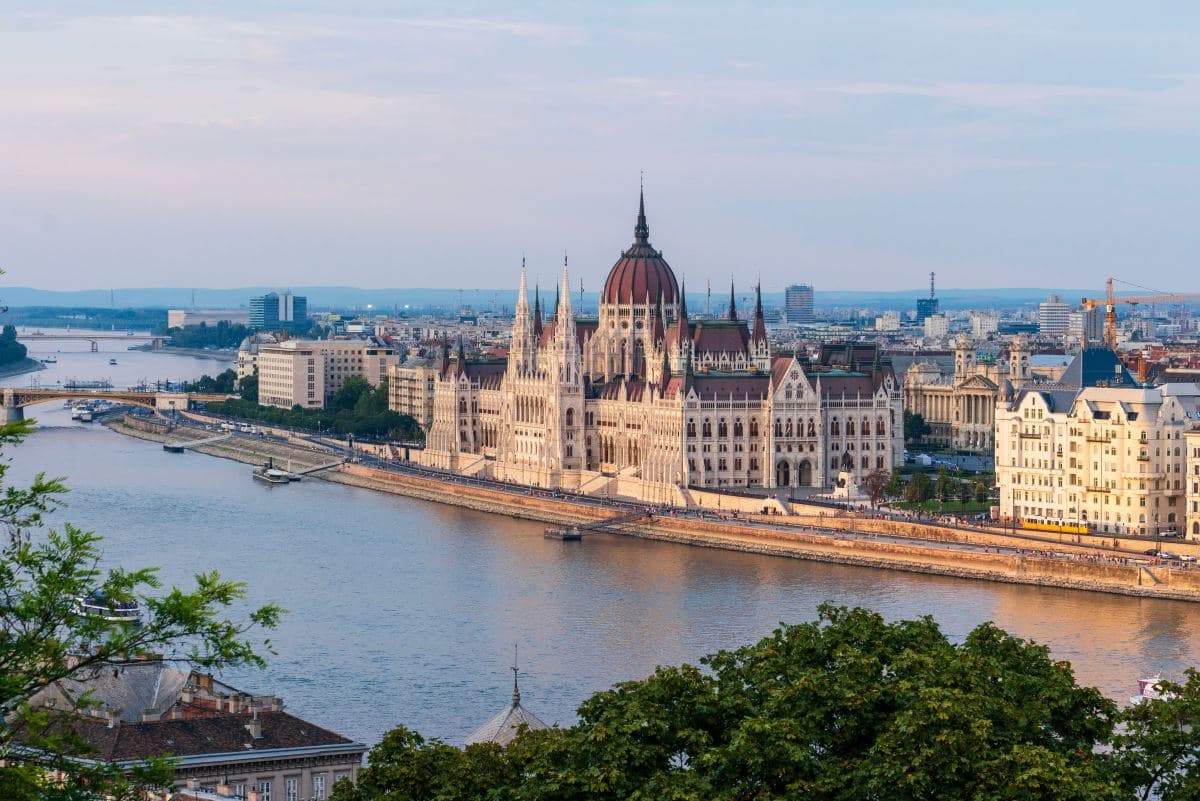 Fora - Hungary