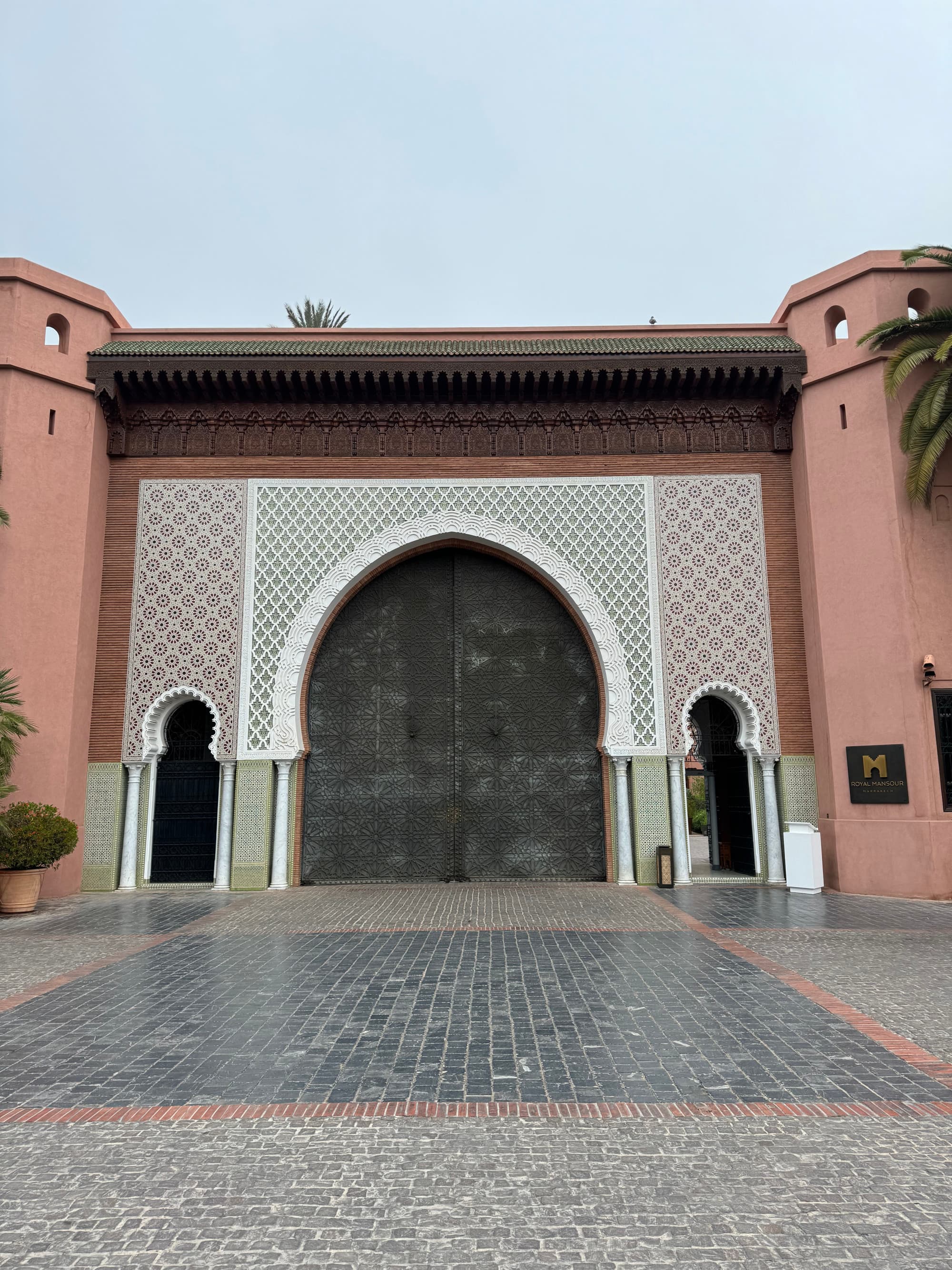 An arched wall entrance to a building