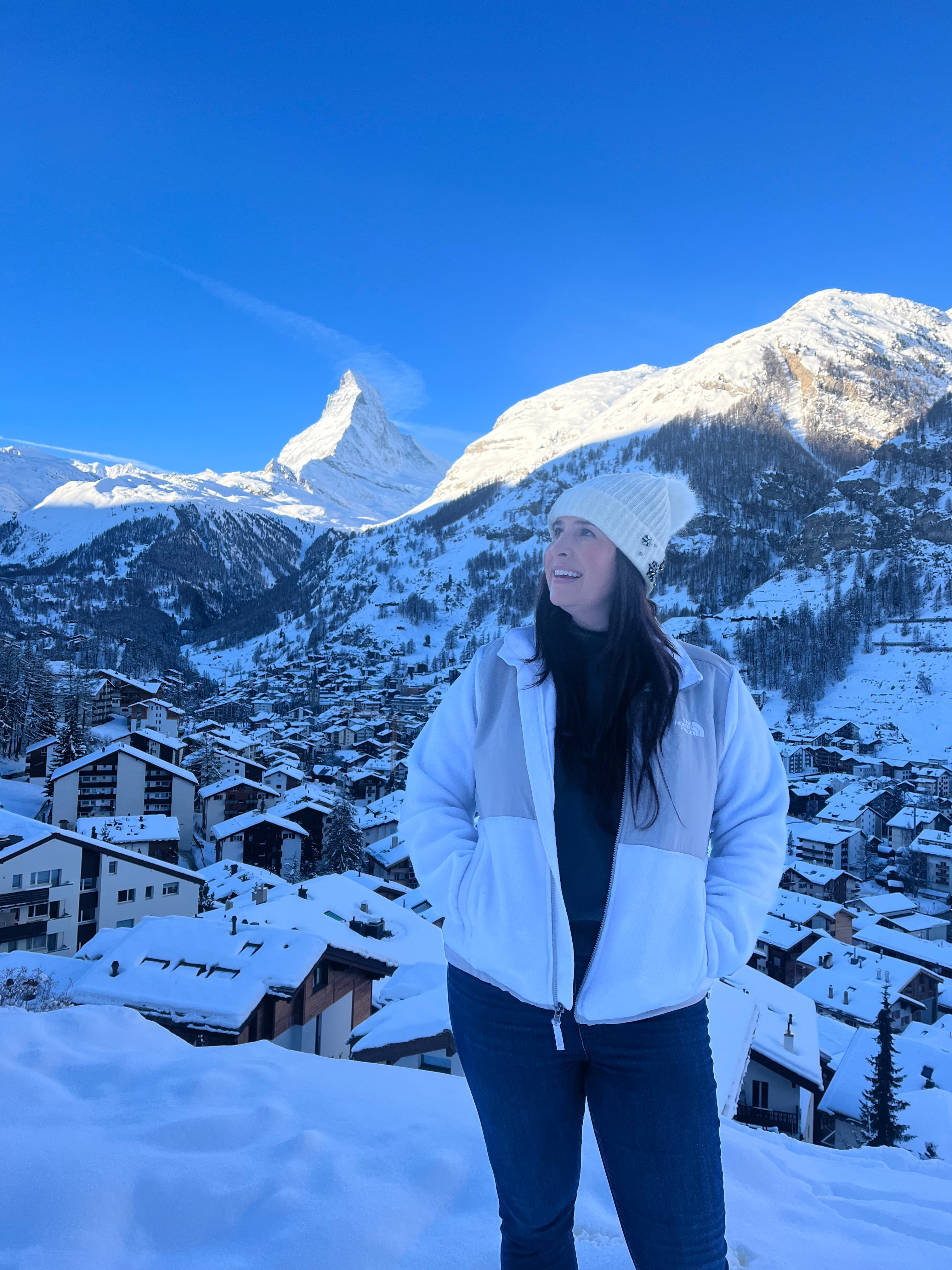 Picture of Allyson in snow