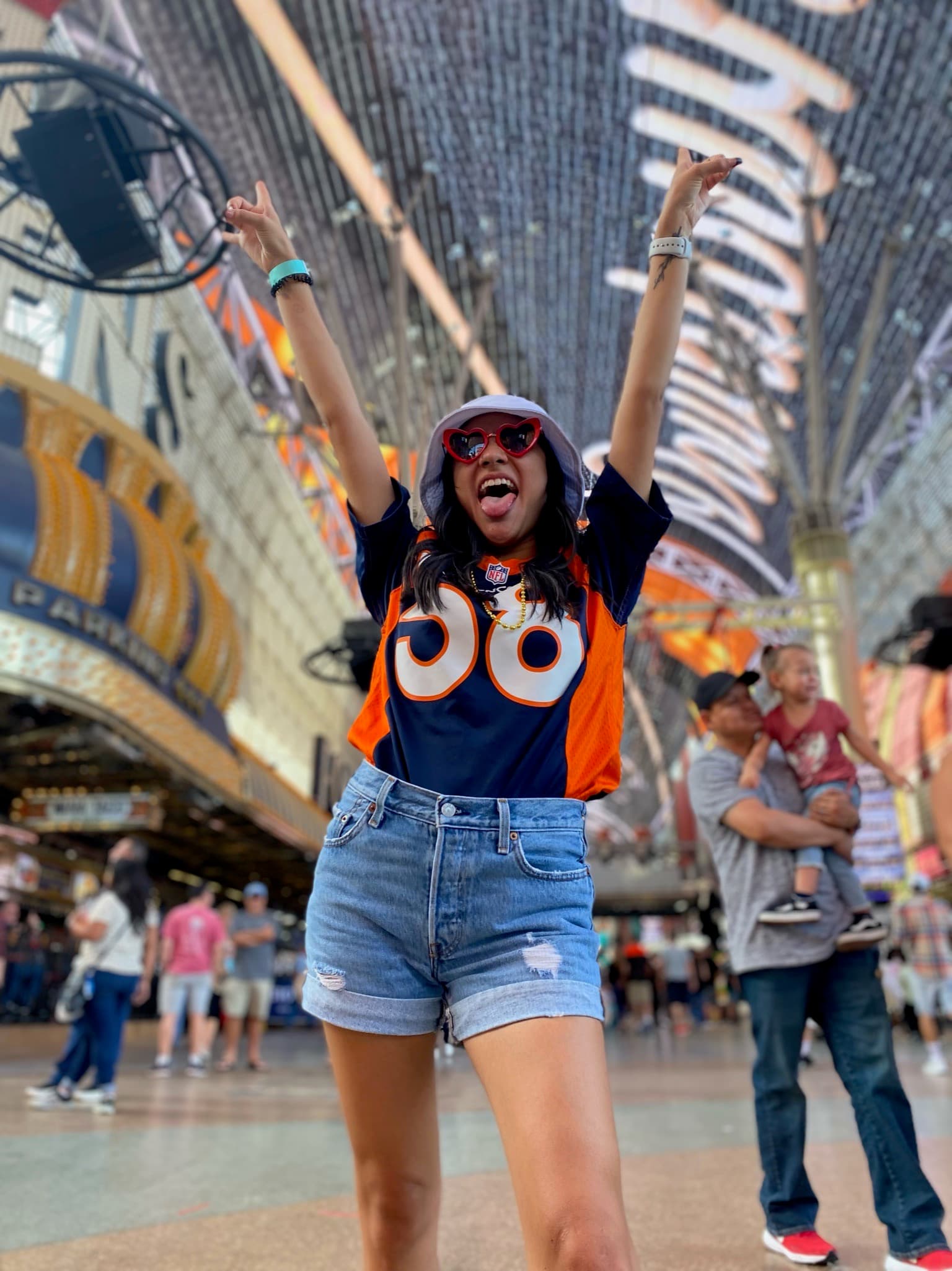 Picture of Kalya in heart shape goggles