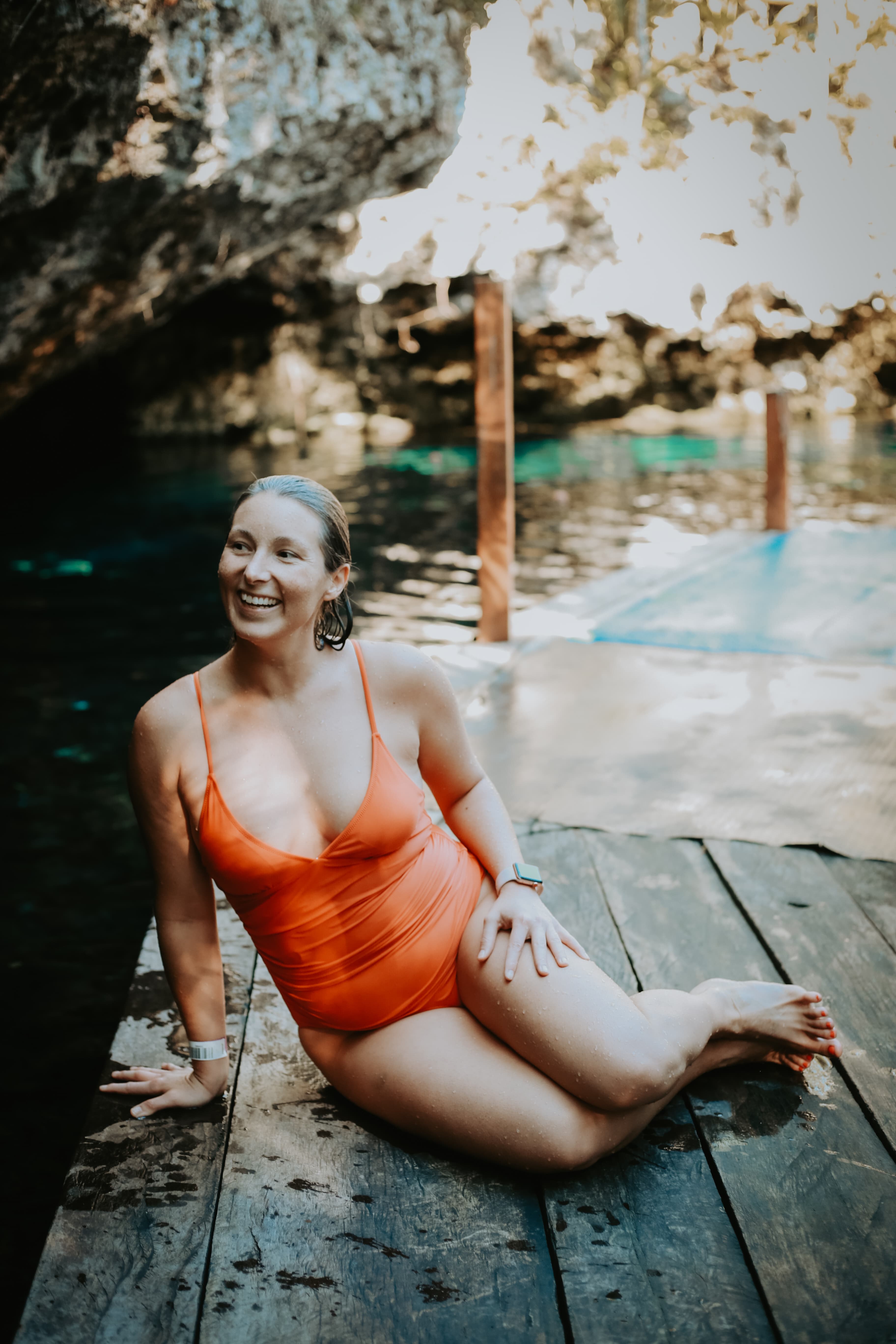 Picture of Kelly in swimsuit