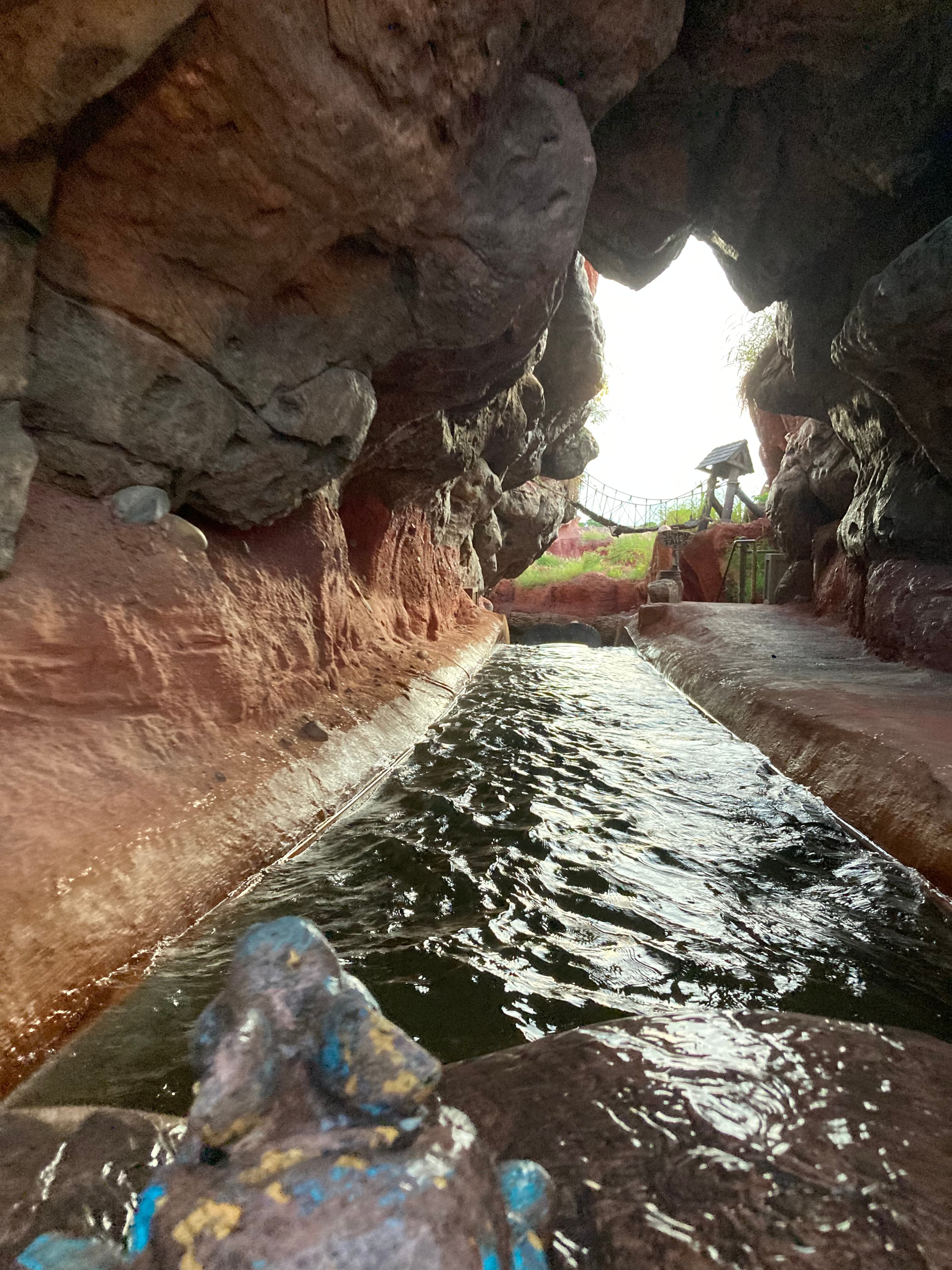 View of Splash Mountain in Disney
