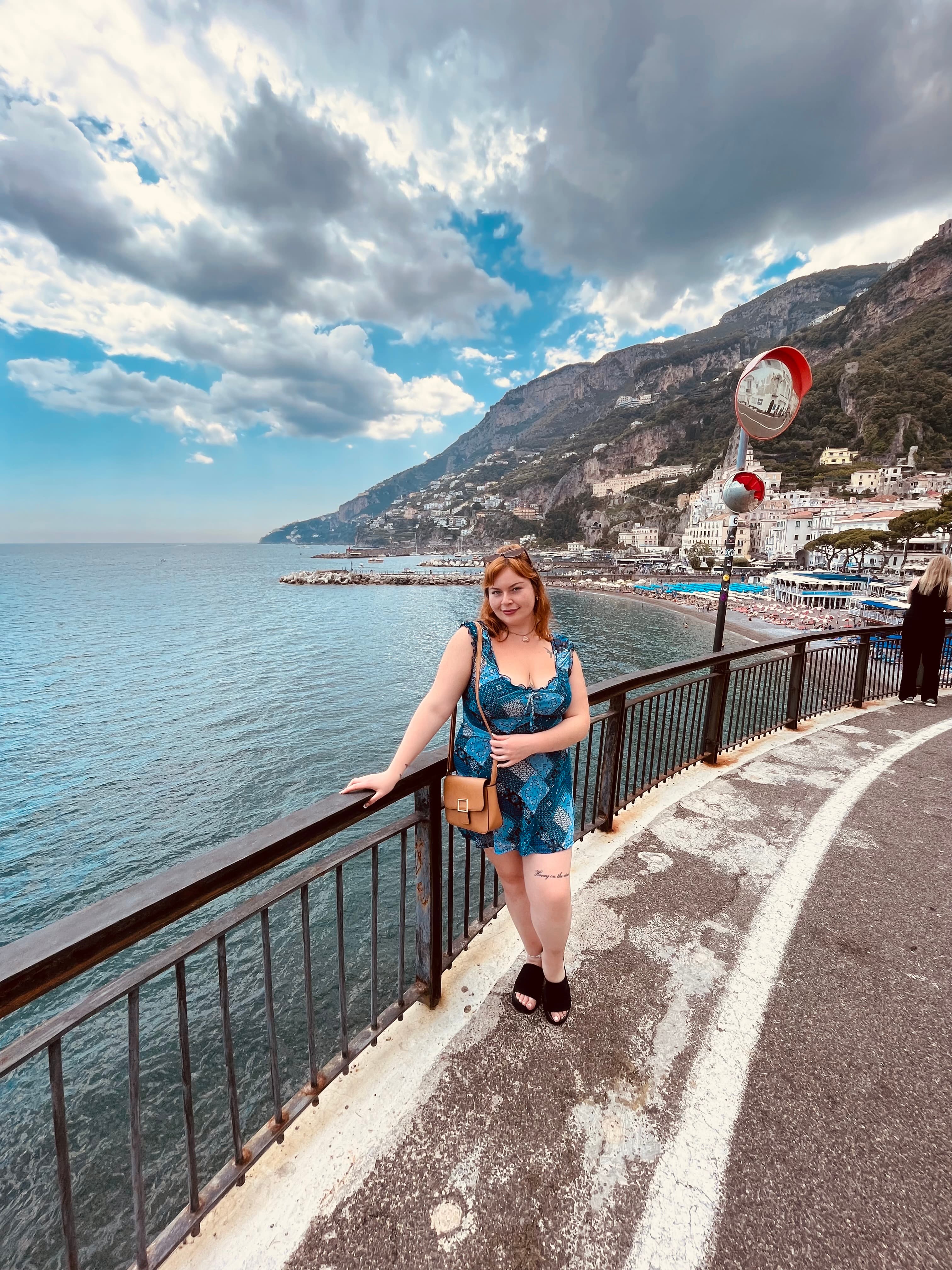 Picture of Lauren with sea view