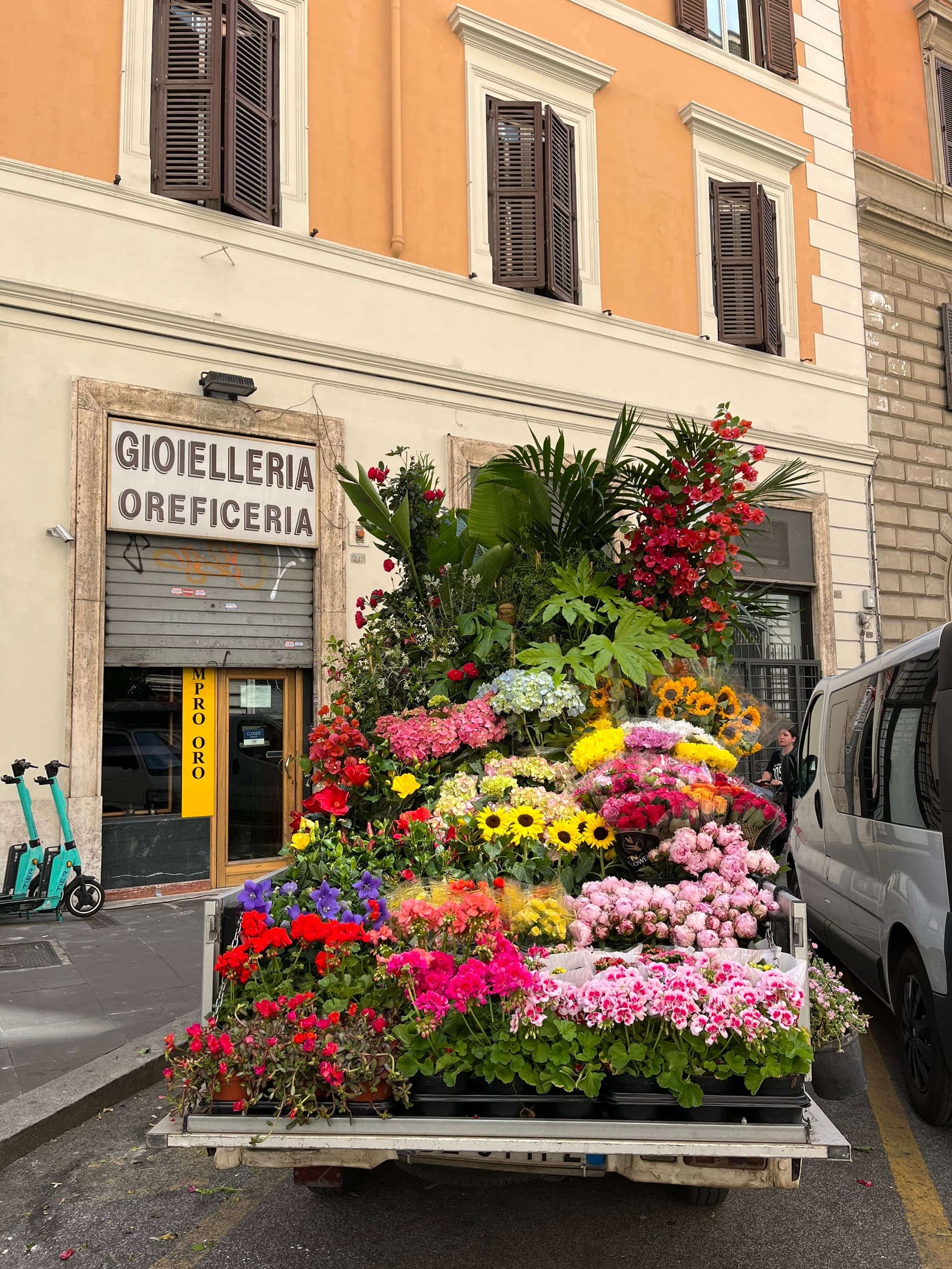 Picture of car flower shop