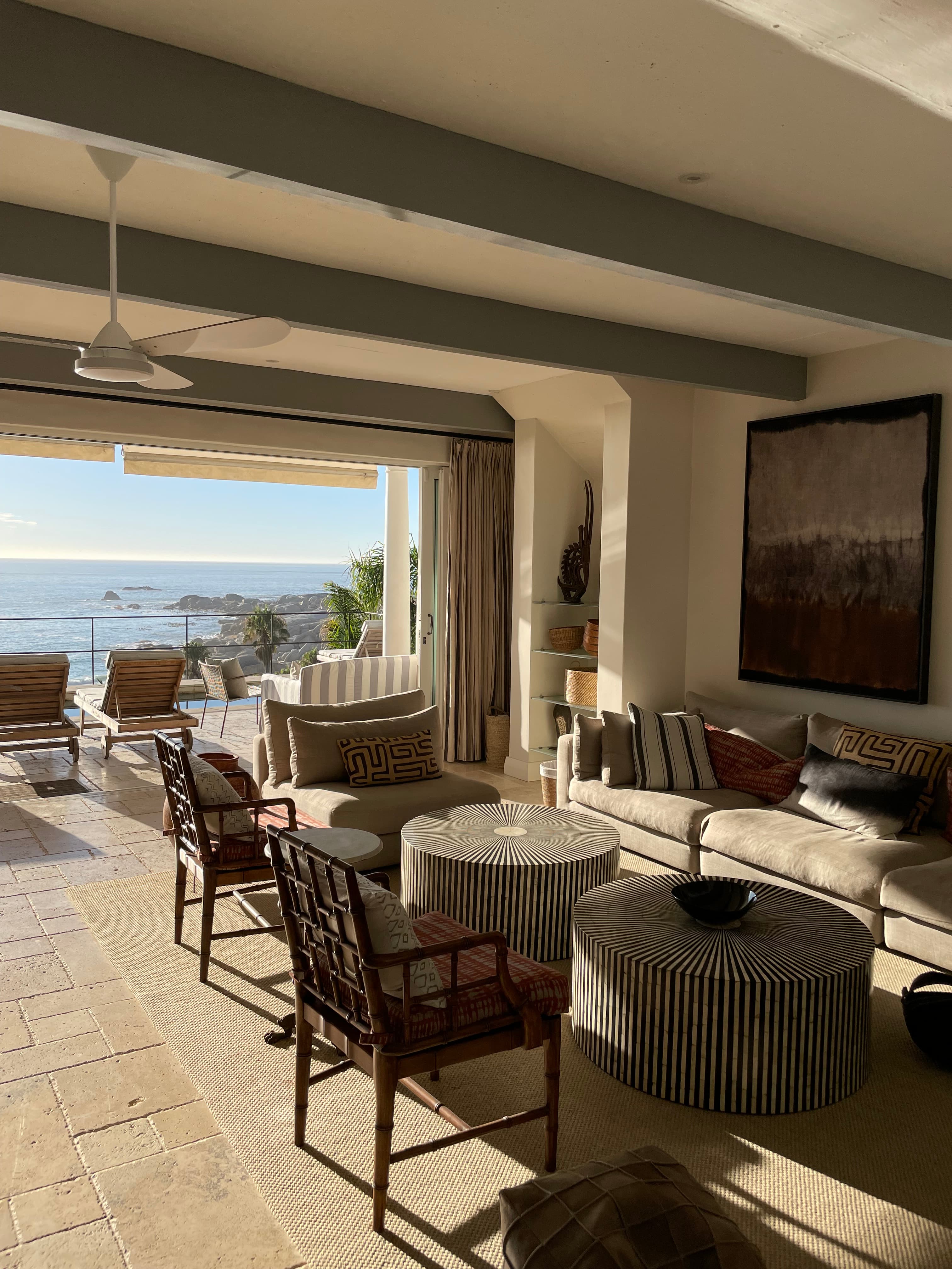 A beautiful picture of lounge in a hotel room