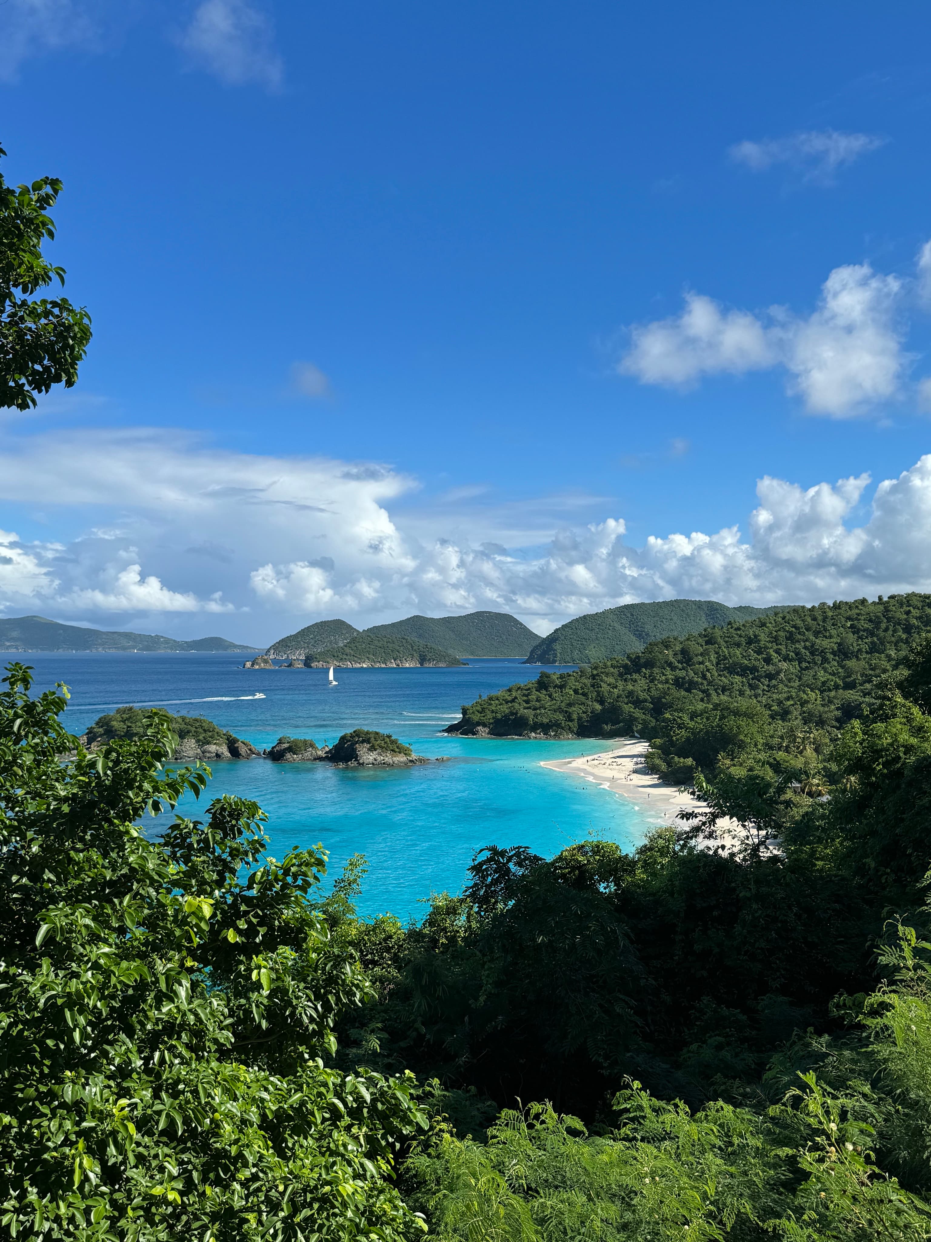 Beautiful view of Trunk Bay beach