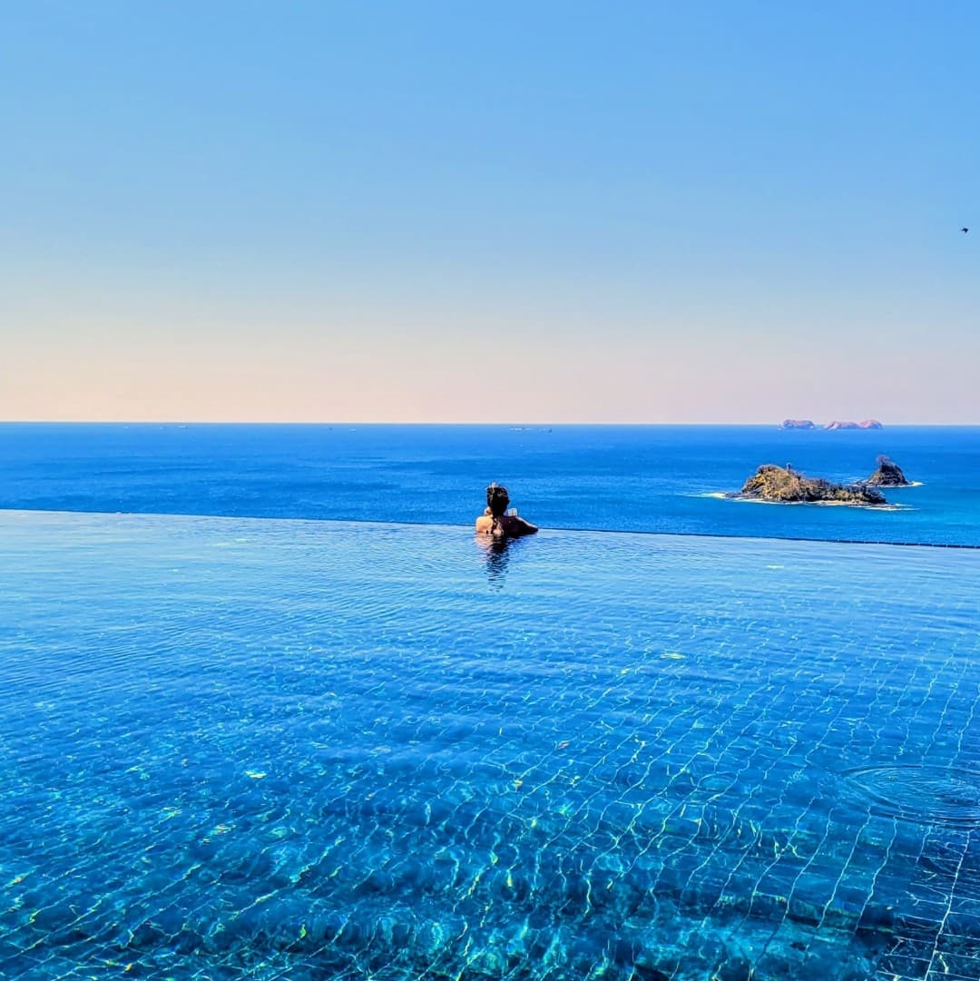 A beautiful view of sea from pool