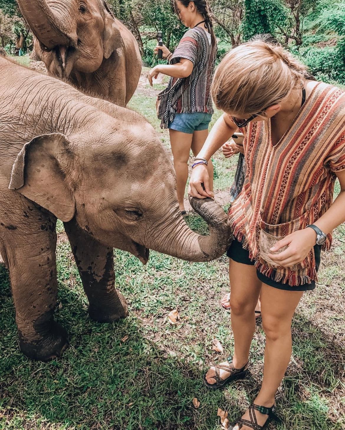 Picture of Adrianna with Sri Lankan elephant