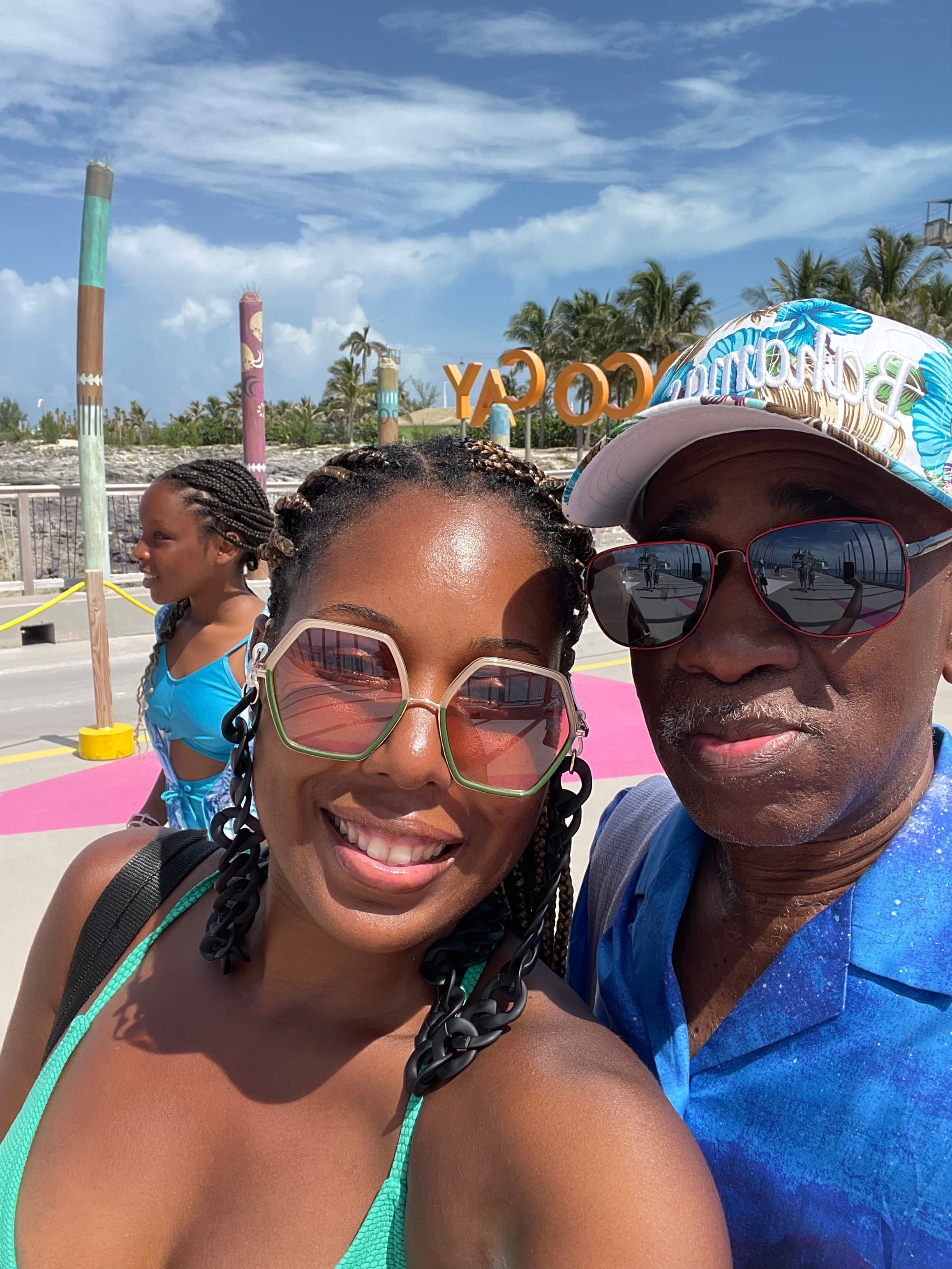 Picture of Lynnett with freind