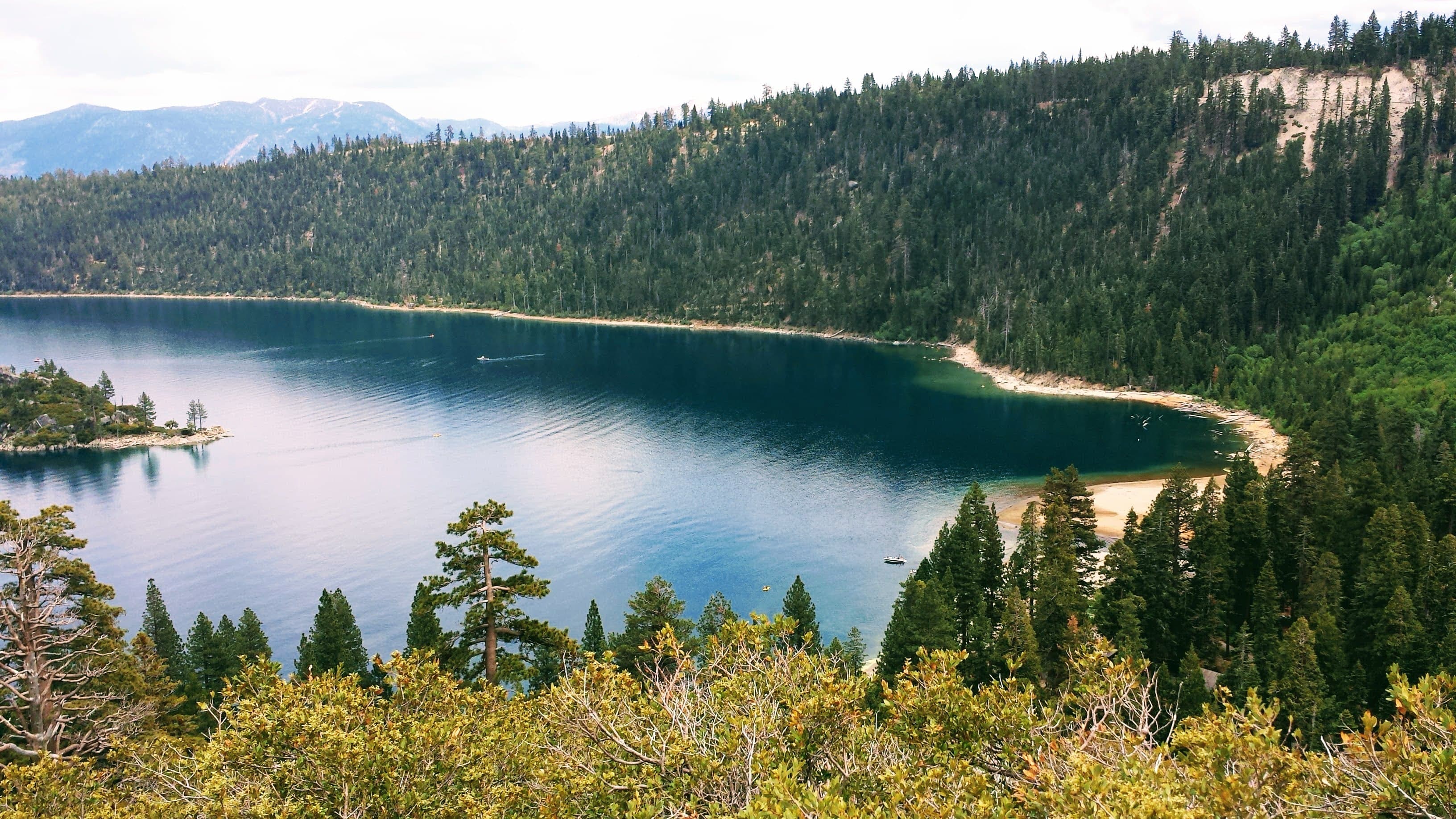 A beautiful view of lake at Emerald Bay State Park
