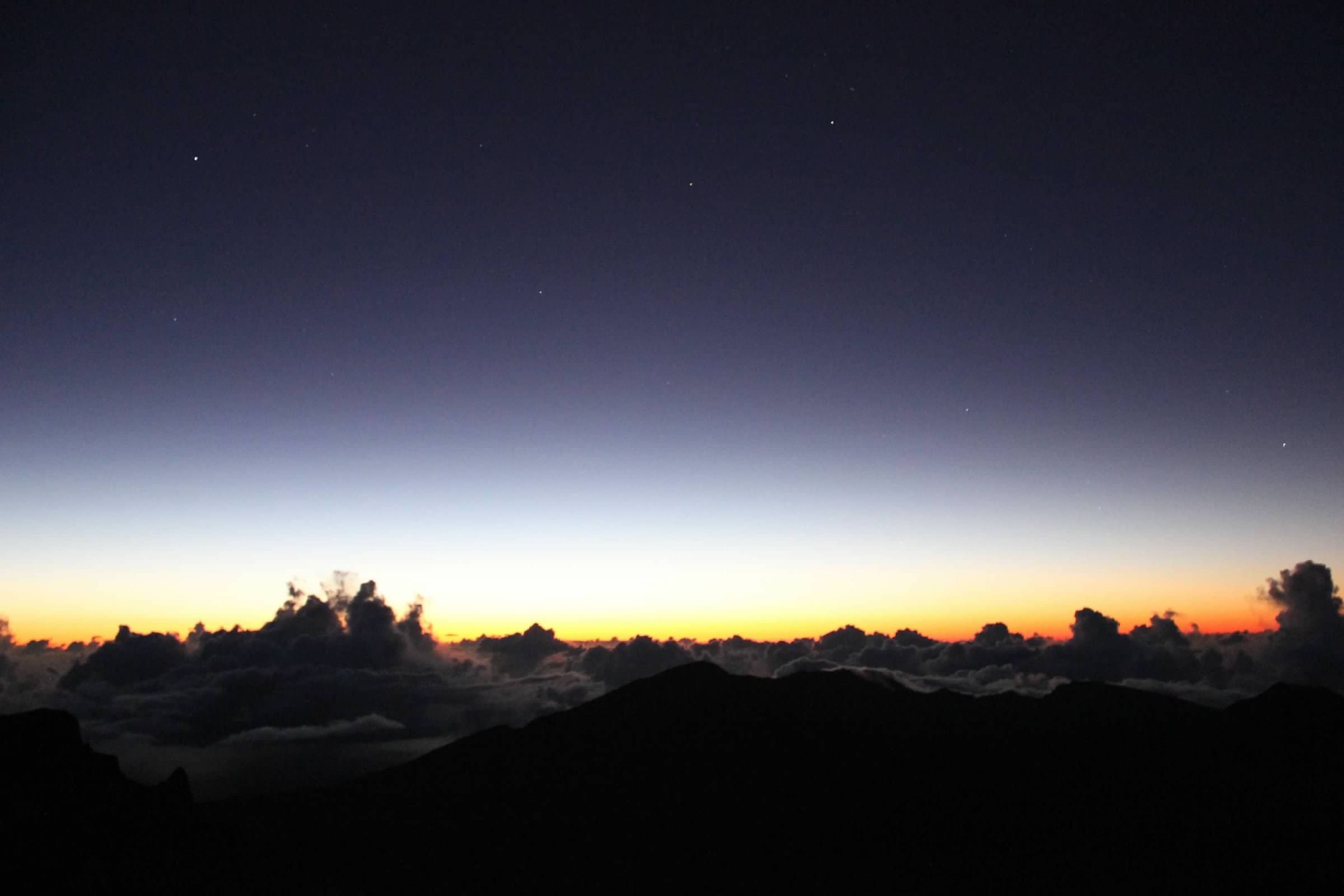 Beautiful view of Hawaii at dawn