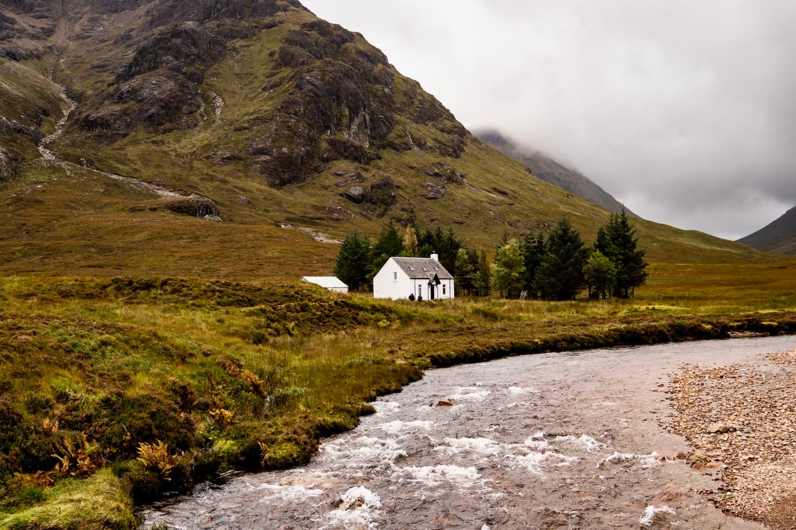 Wild & Wondrous: The Ultimate 1-Week Scotland Road Trip curated by Nathalie Lüttgens