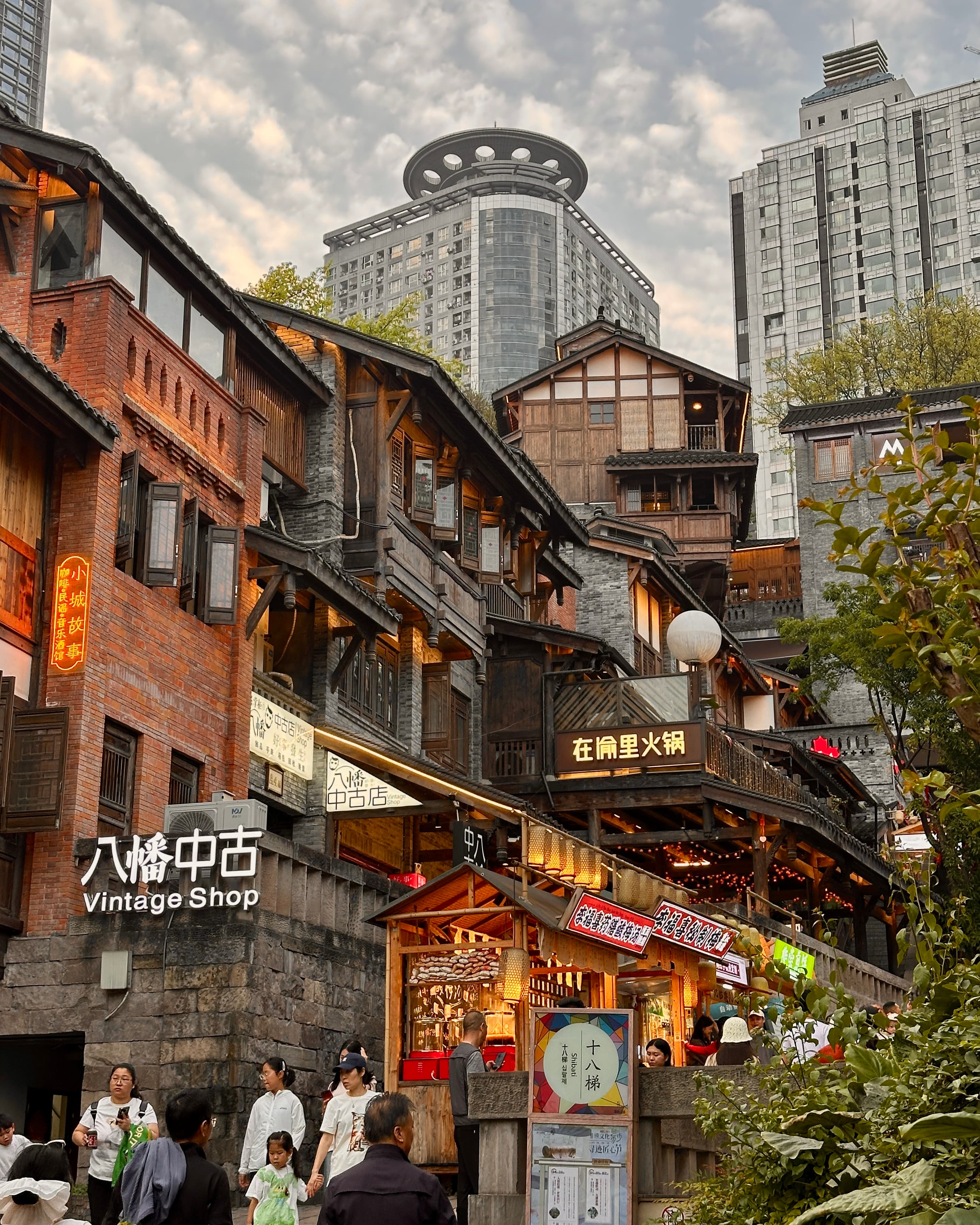 The Best of Chongqing: A 3-Day Itinerary Through China’s Mountain Metropolis curated by Jocelyn Heng