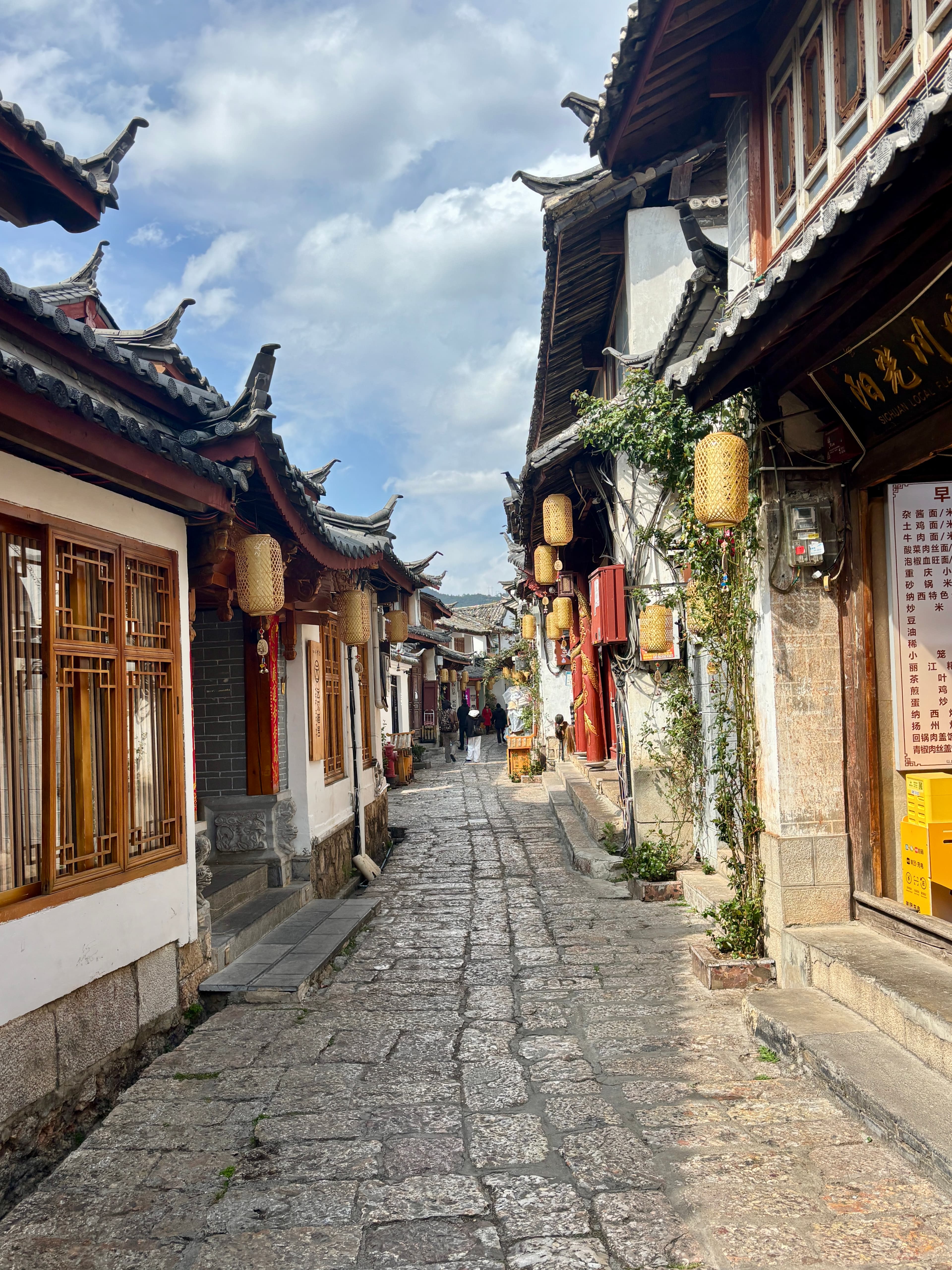 A Complete Guide to Lijiang, China’s Mountain Gem curated by Steph Hays