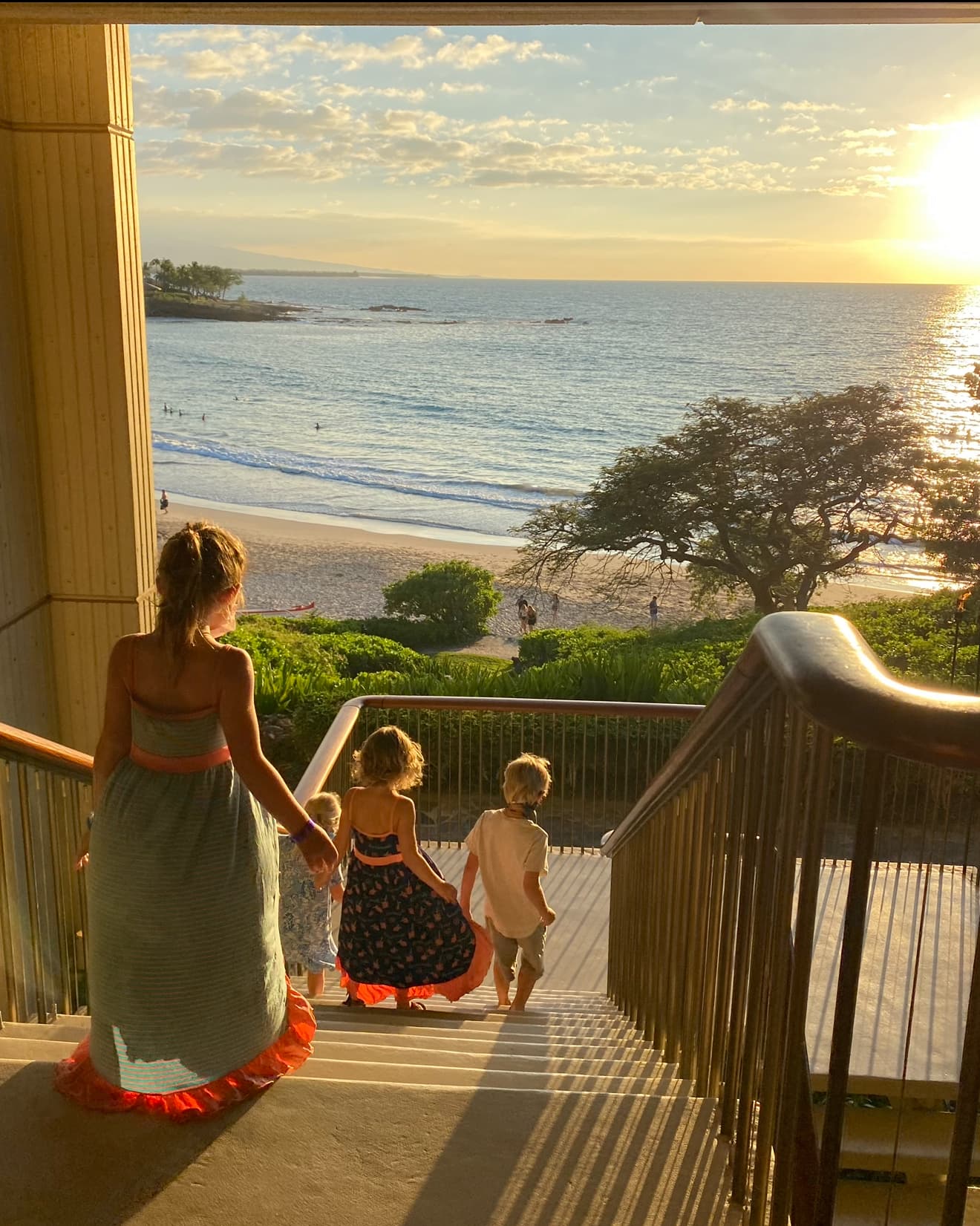 Hawai'i Made Easy: 9 Days of Effortless Aloha on Maui & the Big Island curated by Lilly S.