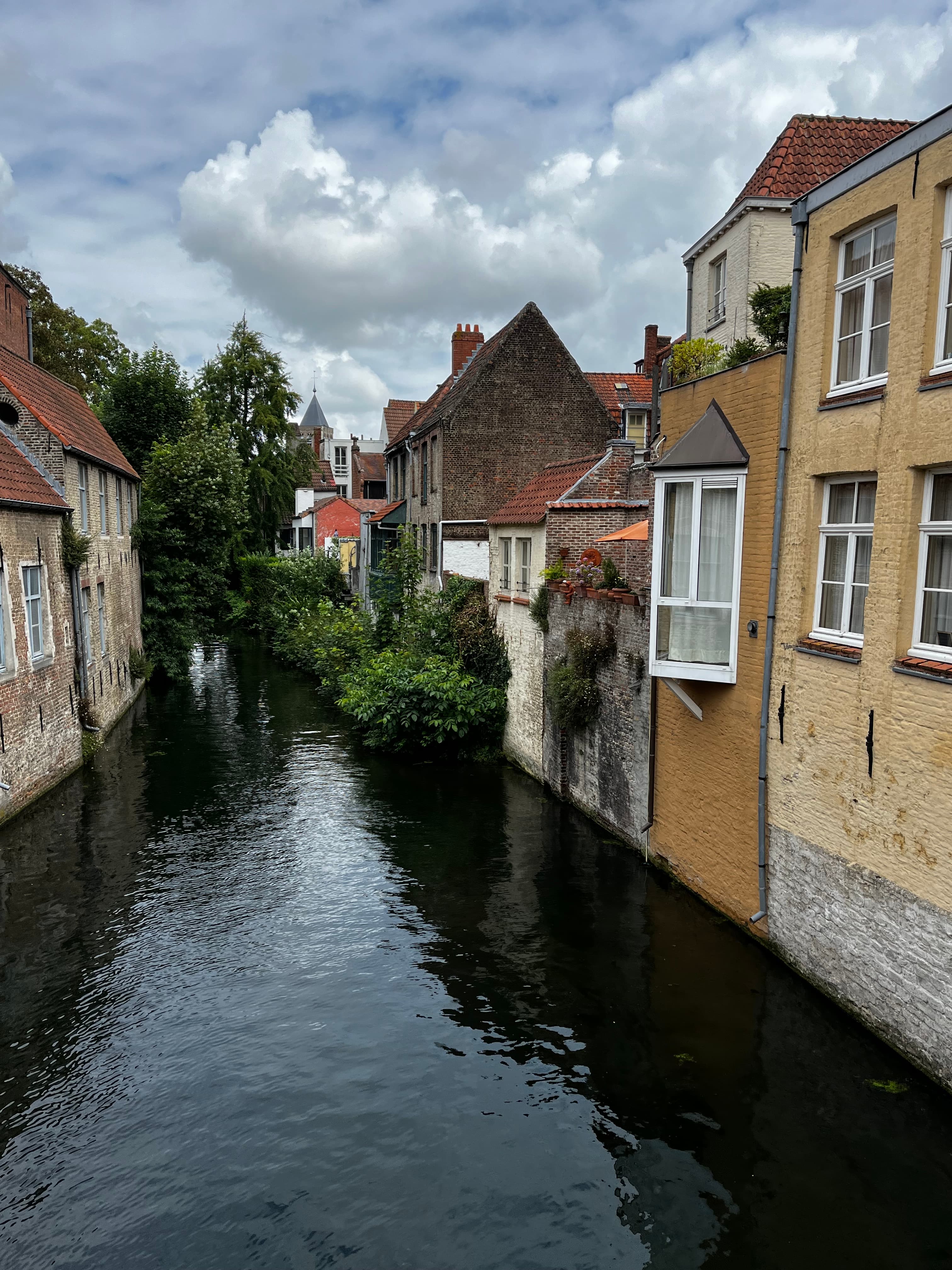 A Cultural Experience in Brugge (Bruges) curated by Tara Eichorn