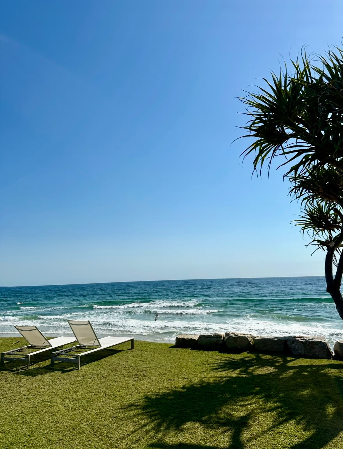 Where to Stay, Eat & Shop in Byron Bay Right Now curated by Alli Forde