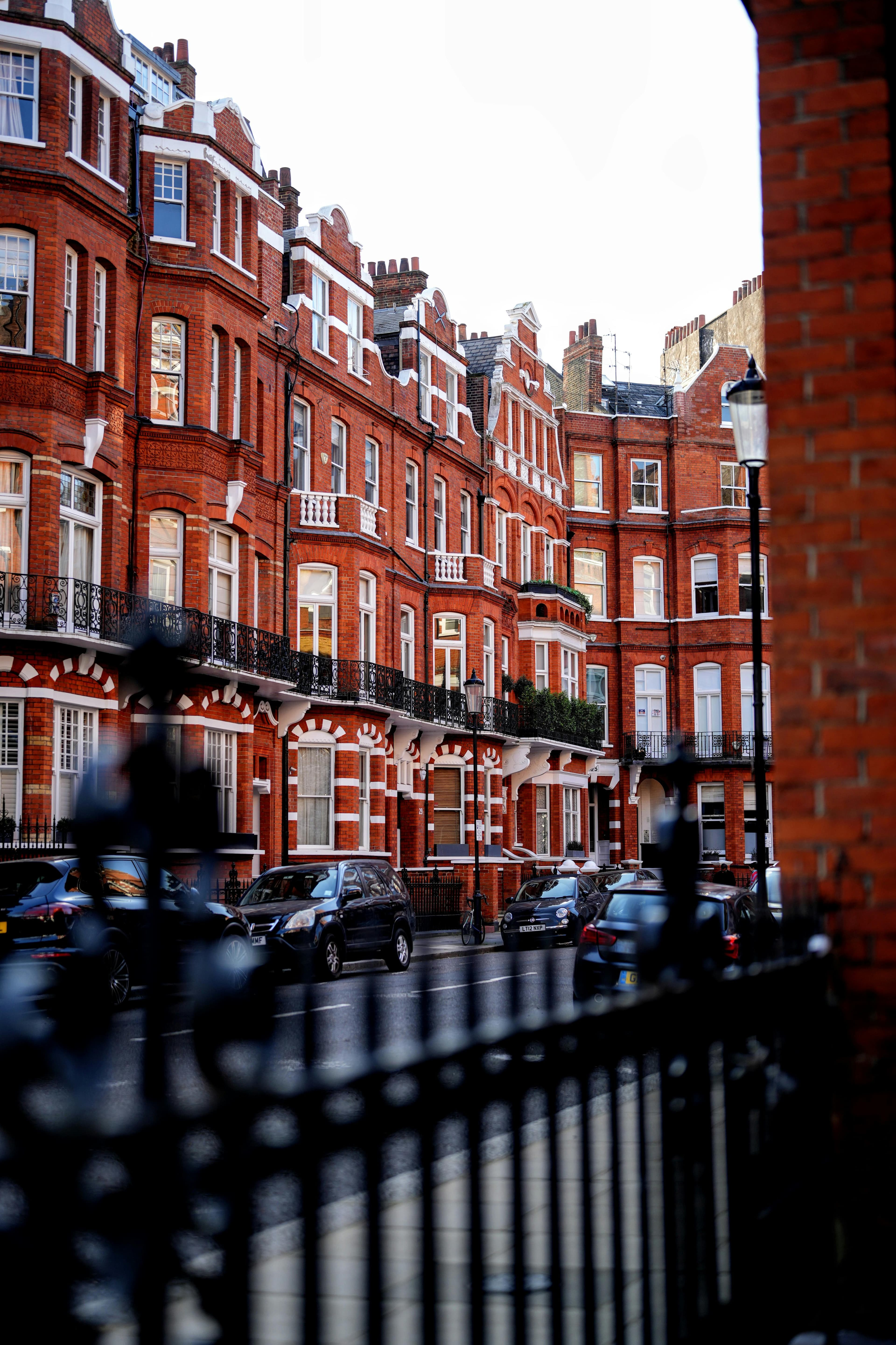 Eat Your Way Through London in 3 Days curated by Lida Ahn