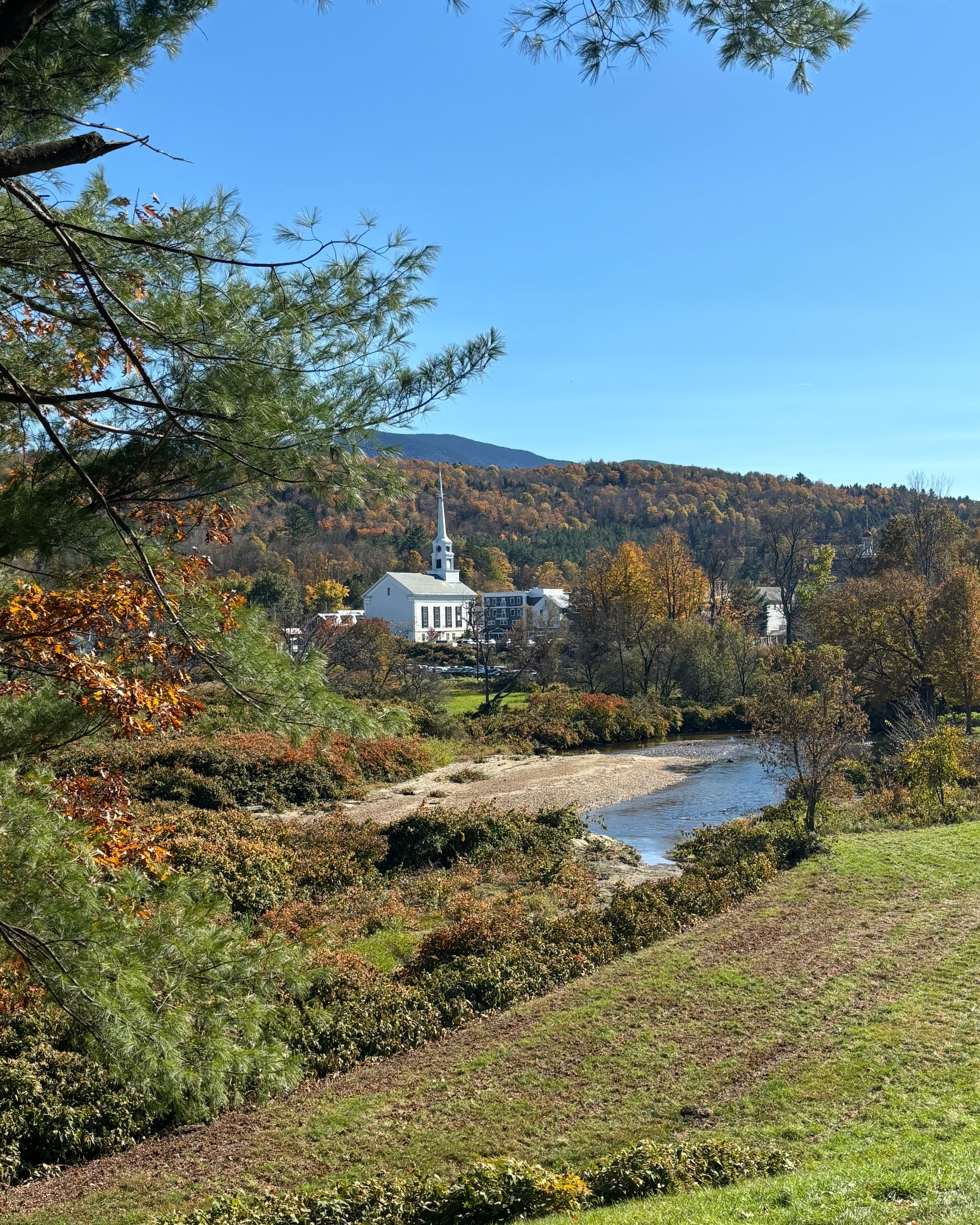 Vermont in Fall: Your Ultimate Leaf-Peeping Guide curated by Angelica Zureikat