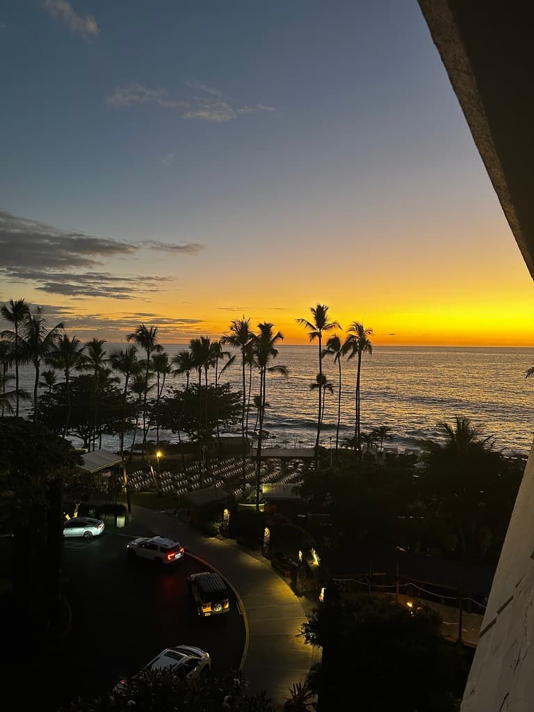 Solo in Paradise: Exploring Hawai‘i’s Honolulu & Big Island curated by Lucas El'Osta