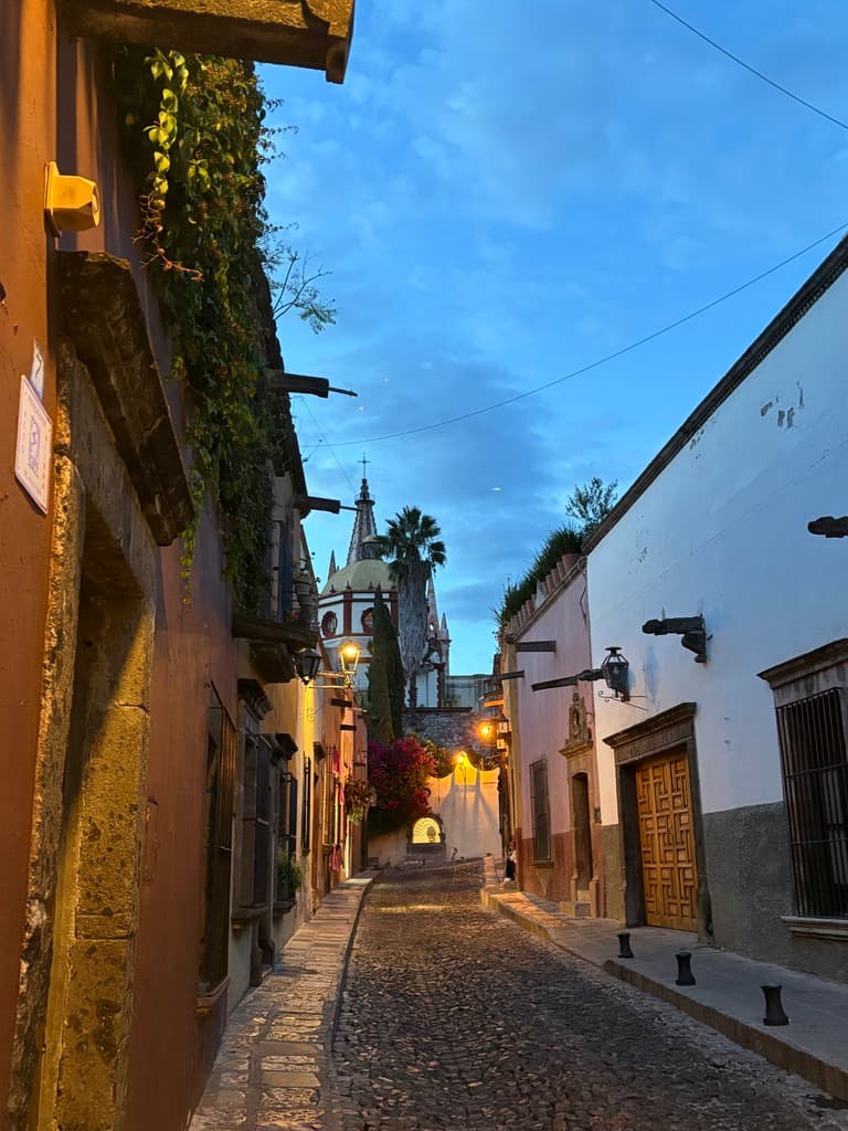 San Miguel de Allende Uncovered: Where to Stay, What to Do & What to Eat curated by Erica Gould