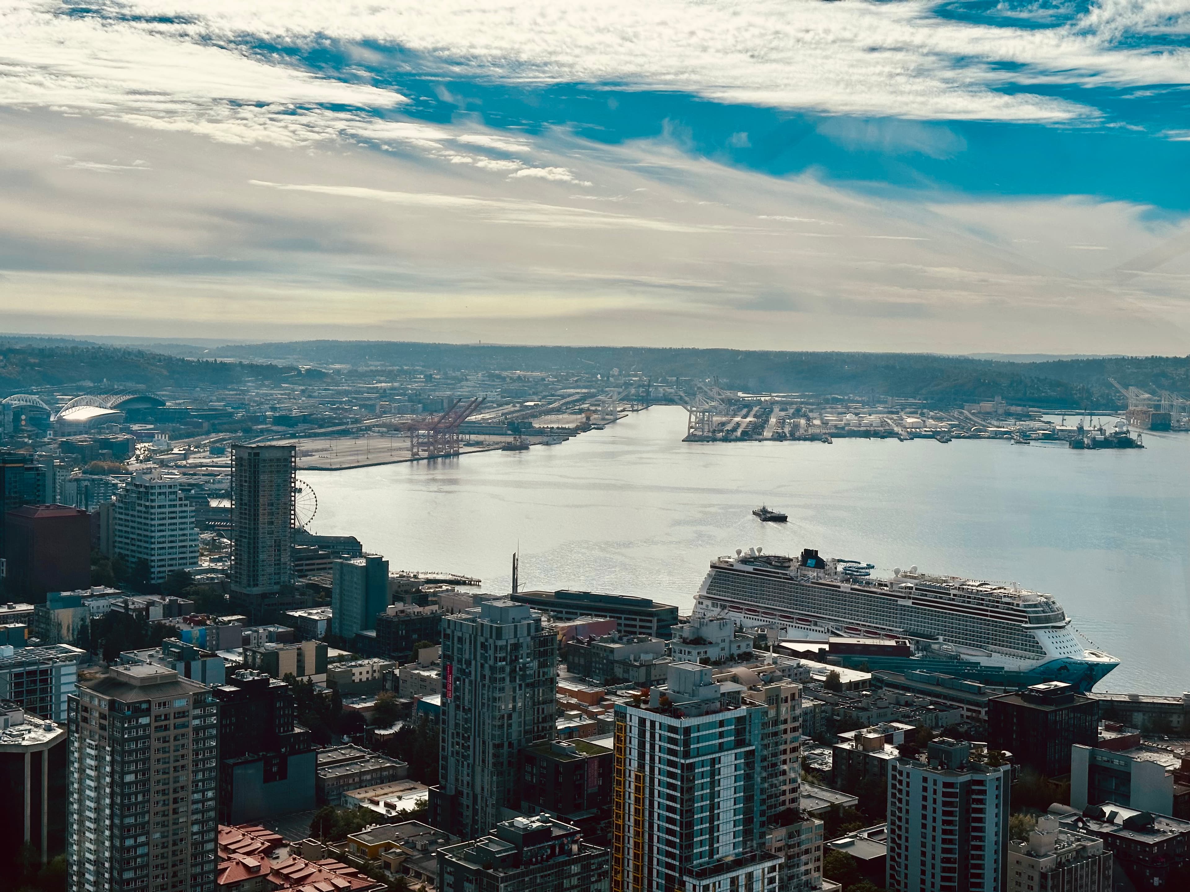 Emerald City Weekend: Coffee, Friends & Seattle Adventures curated by Jodi Grooms