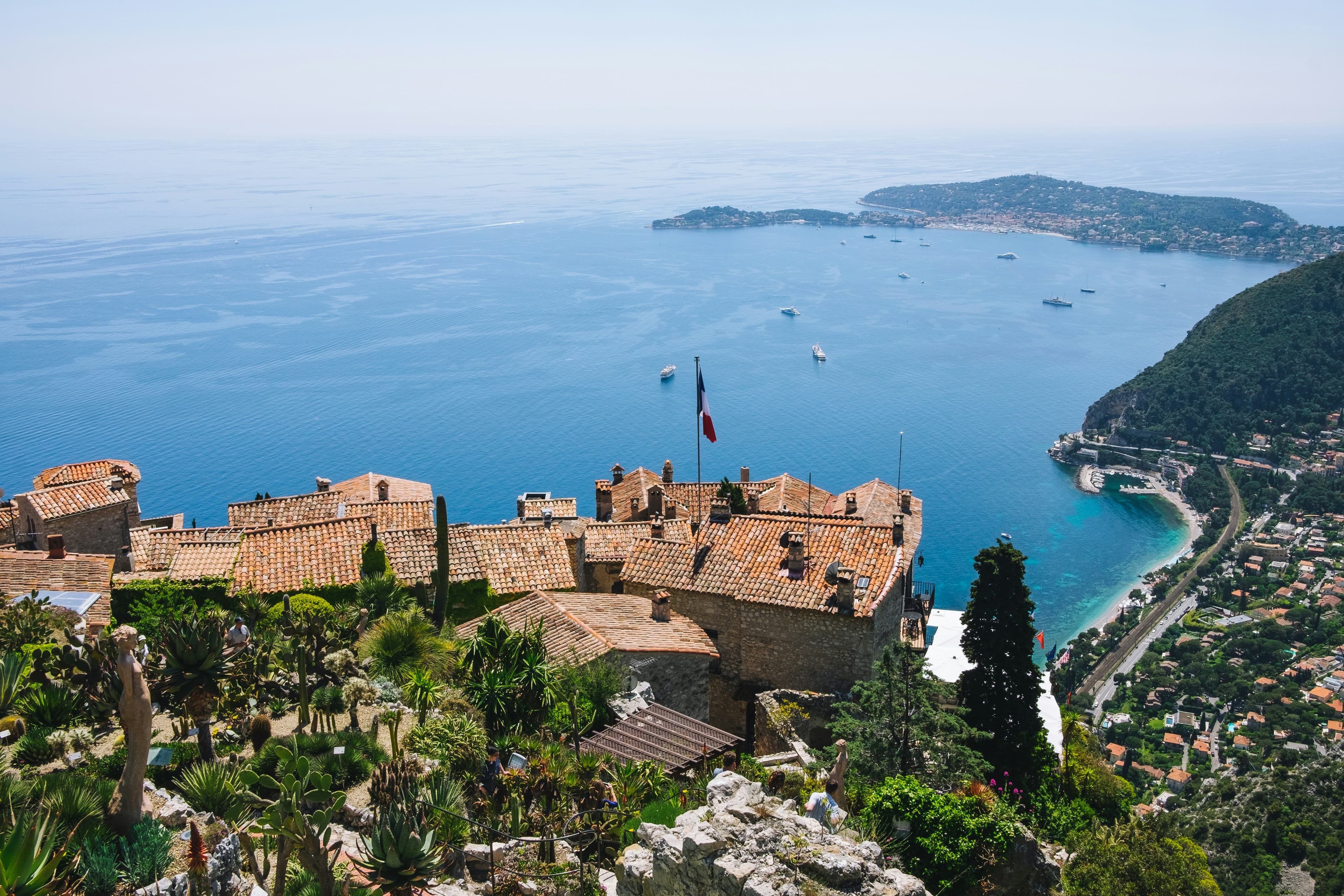 The Best of the South of France: A One-Week Journey Through the Riviera & Provence curated by Katie Goldberg