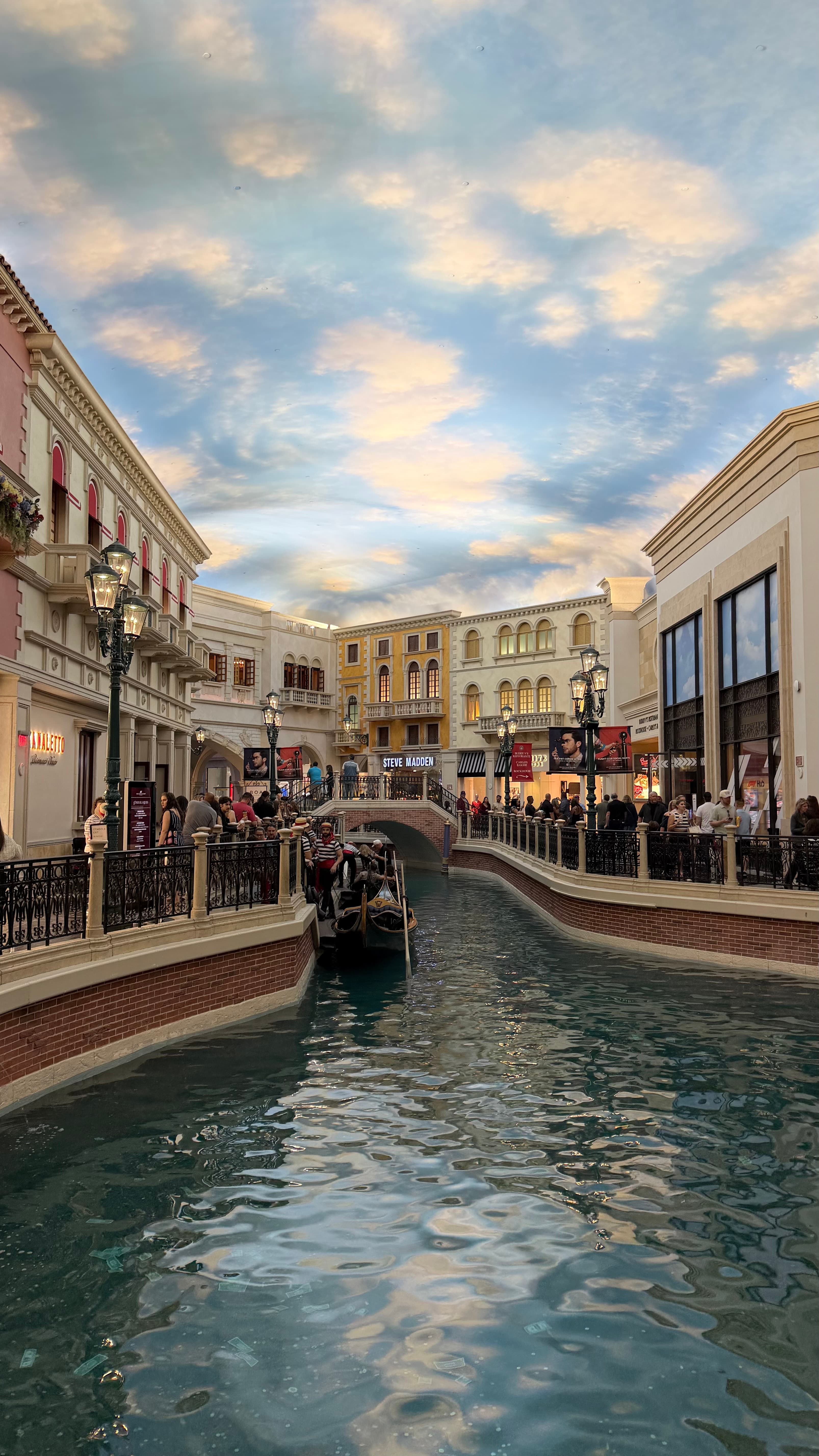 How to Spend 48 Hours in Style at The Venetian curated by Ashley Kangas
