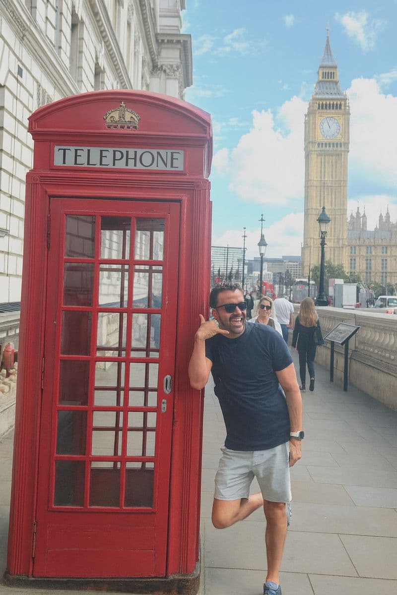 London Uncovered: Highlights, Insights & Essential Tips curated by Eric Gage