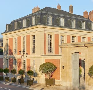 A Night Inside Versailles at Le Grand Contrôle curated by Marisa Varga