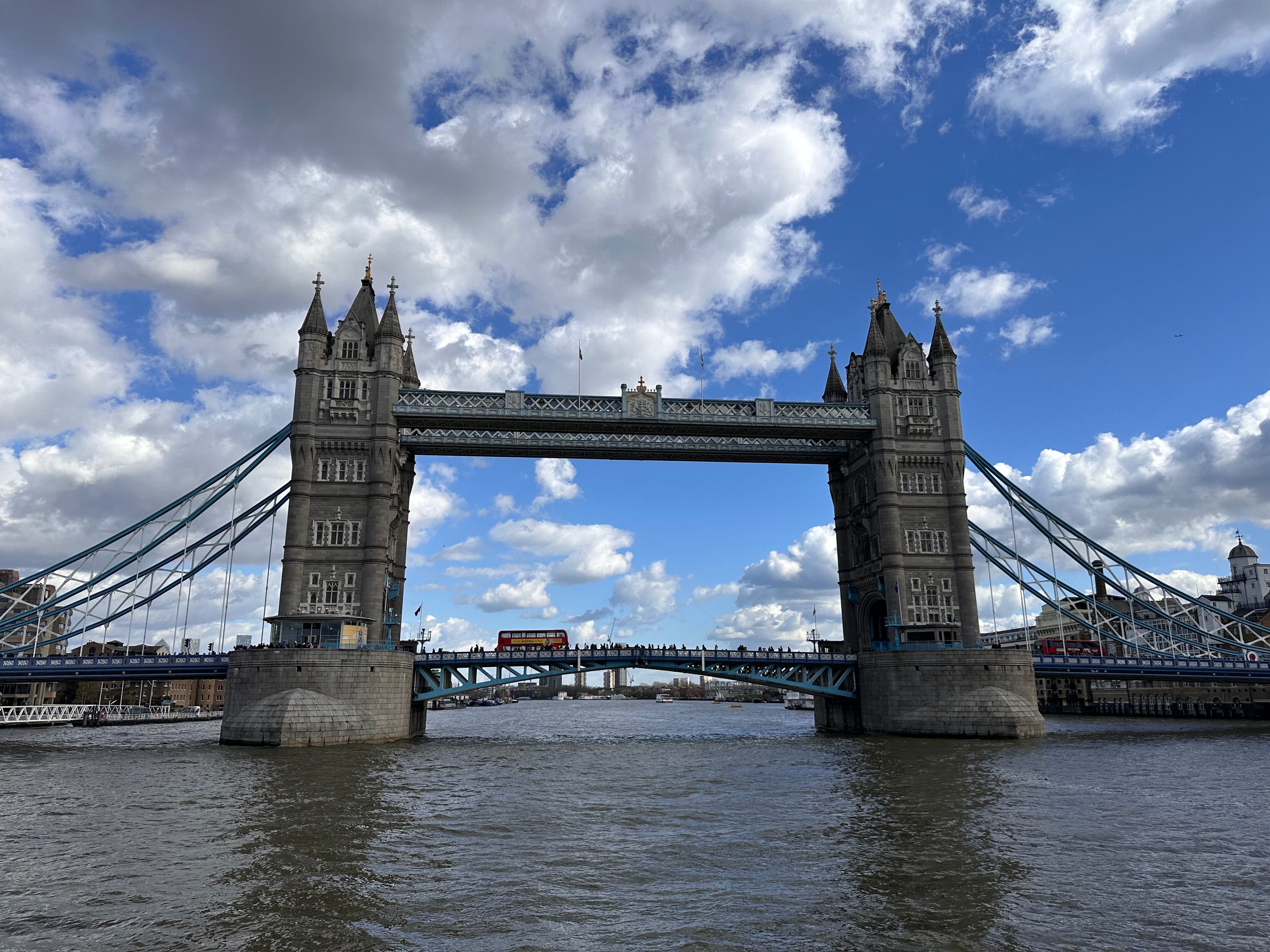 London Must Do's: Sights & Food curated by Beni DiVasta