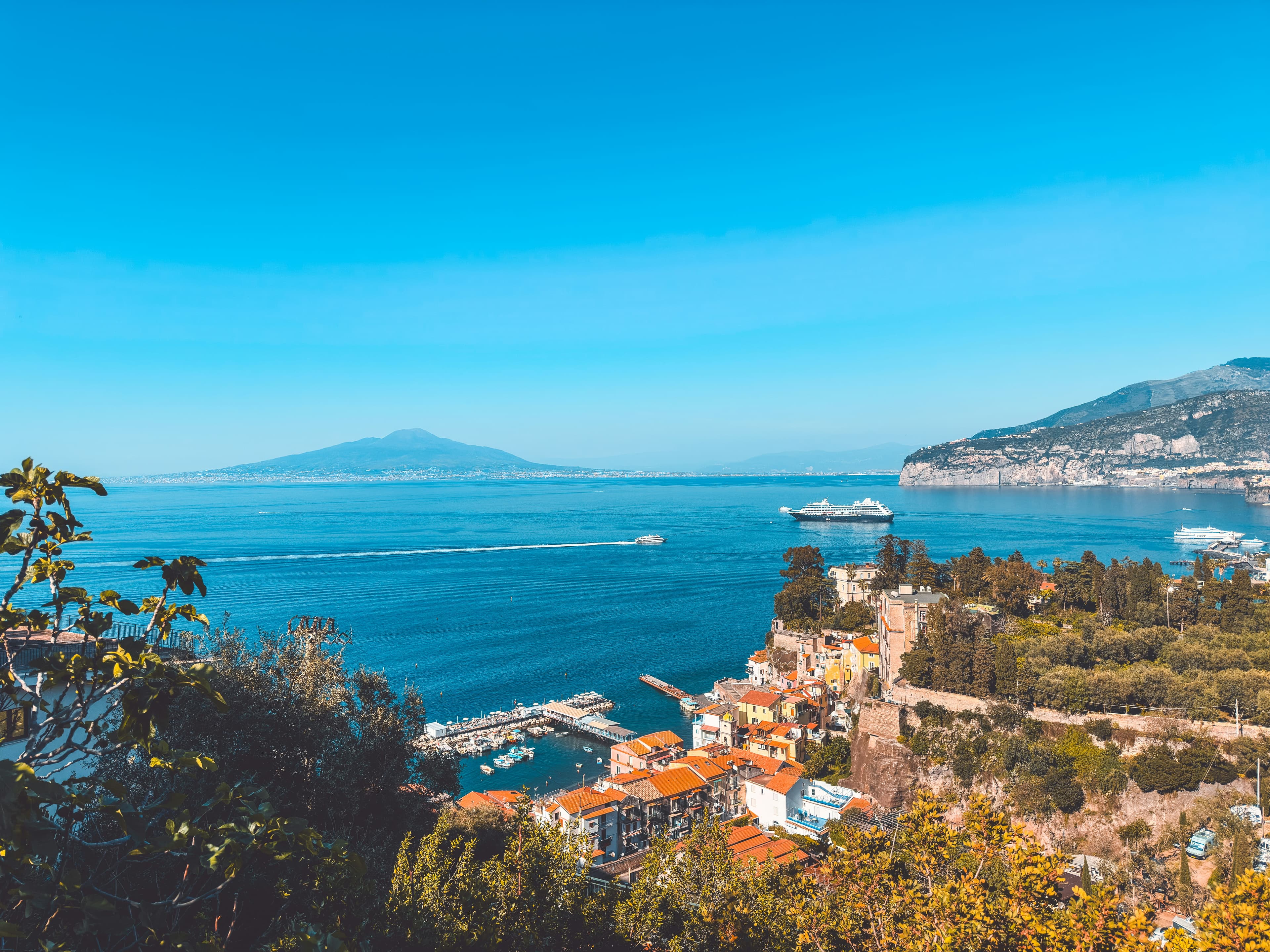 How to Spend 4 Days in Sorrento, Italy curated by Jess Manno