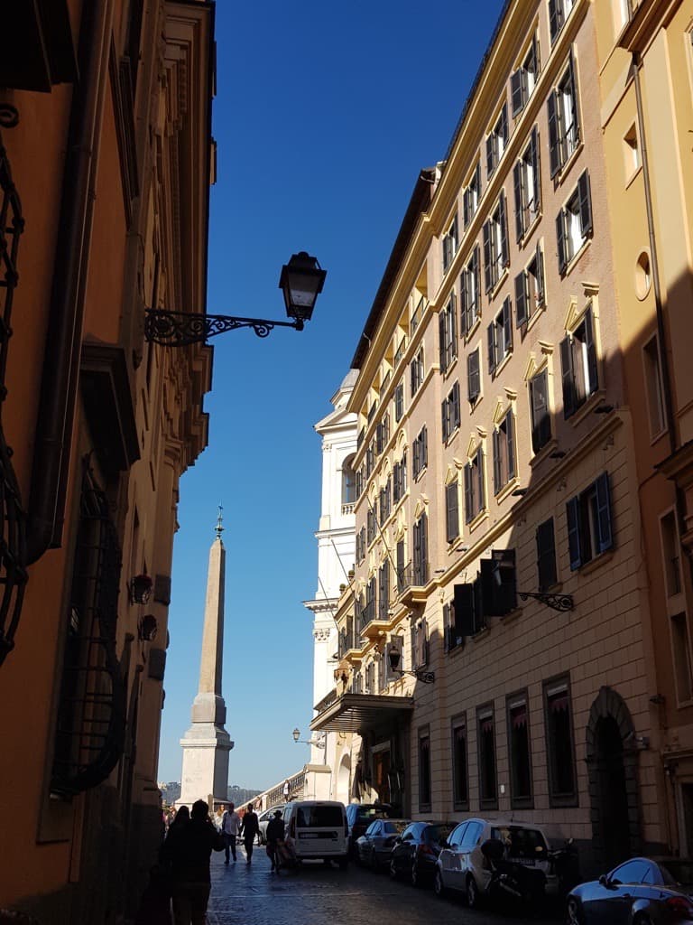 Rome Hotel Planning: 3 Mistakes to Avoid curated by Felipe Miranda