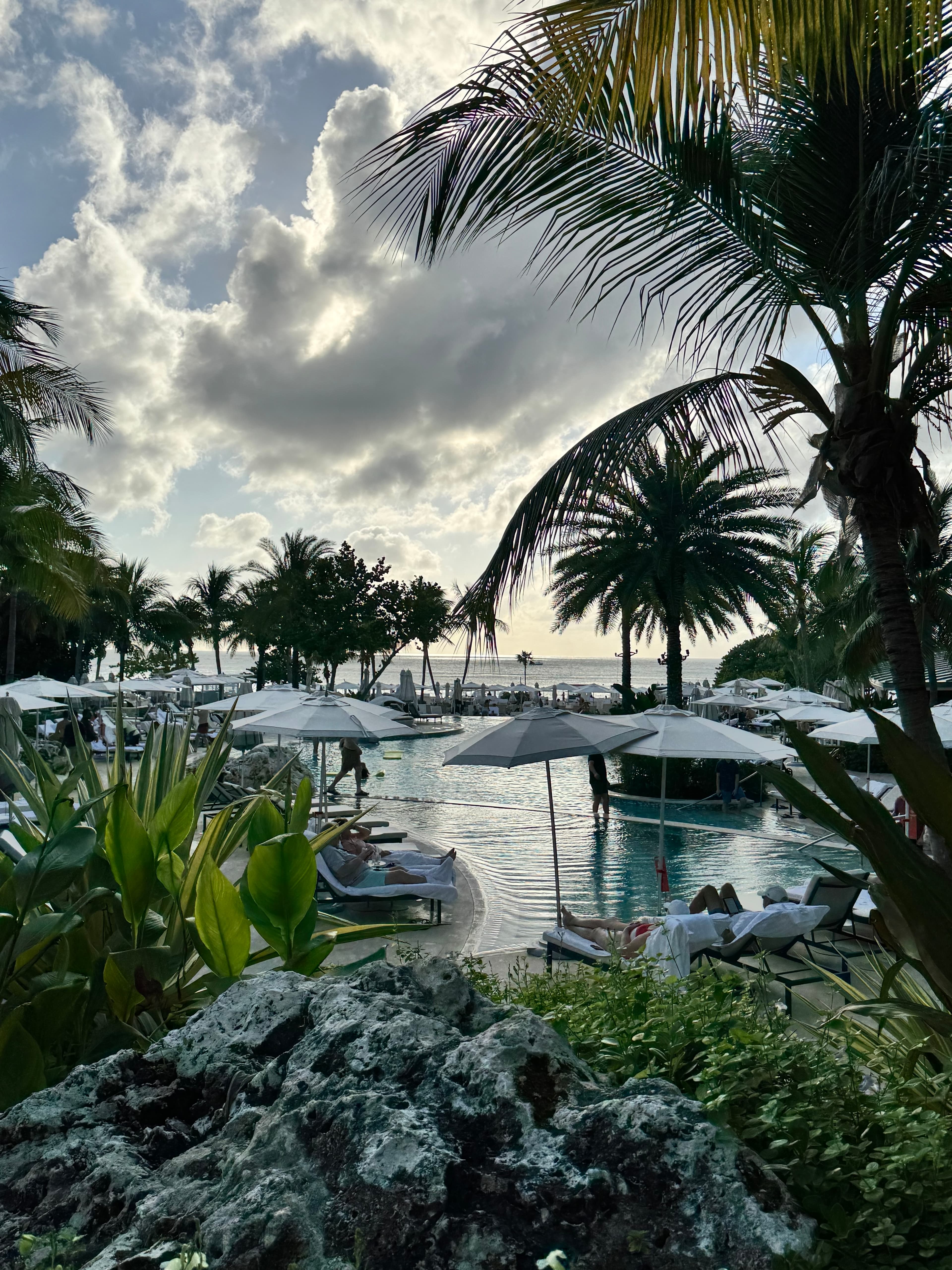 Grand Cayman Site Visit: Kimpton Seafire Resort & Spa curated by Marina Efros