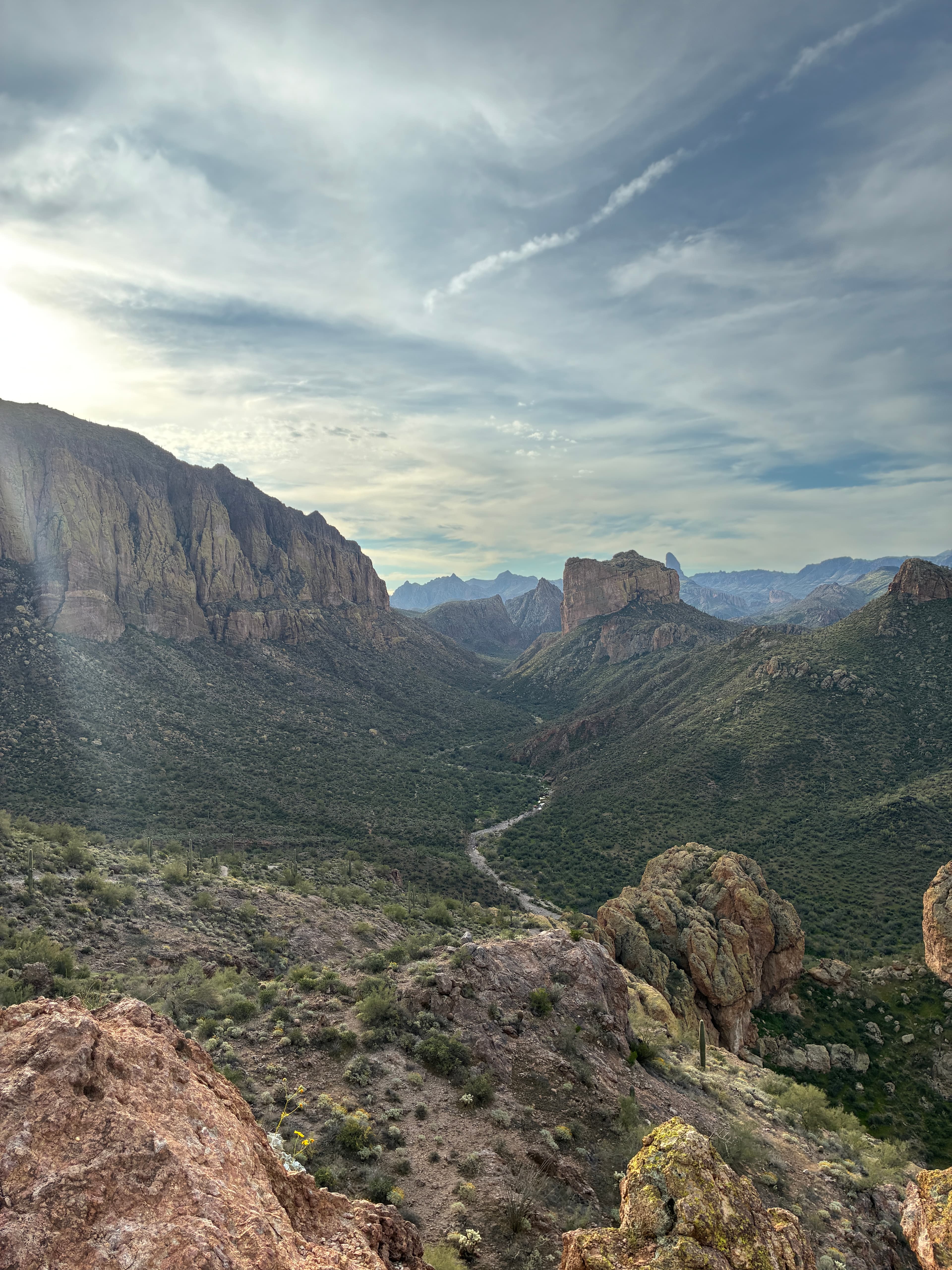 A Weekend in Phoenix: The Ultimate Guide to the Valley of the Sun curated by Lauren Haythorne