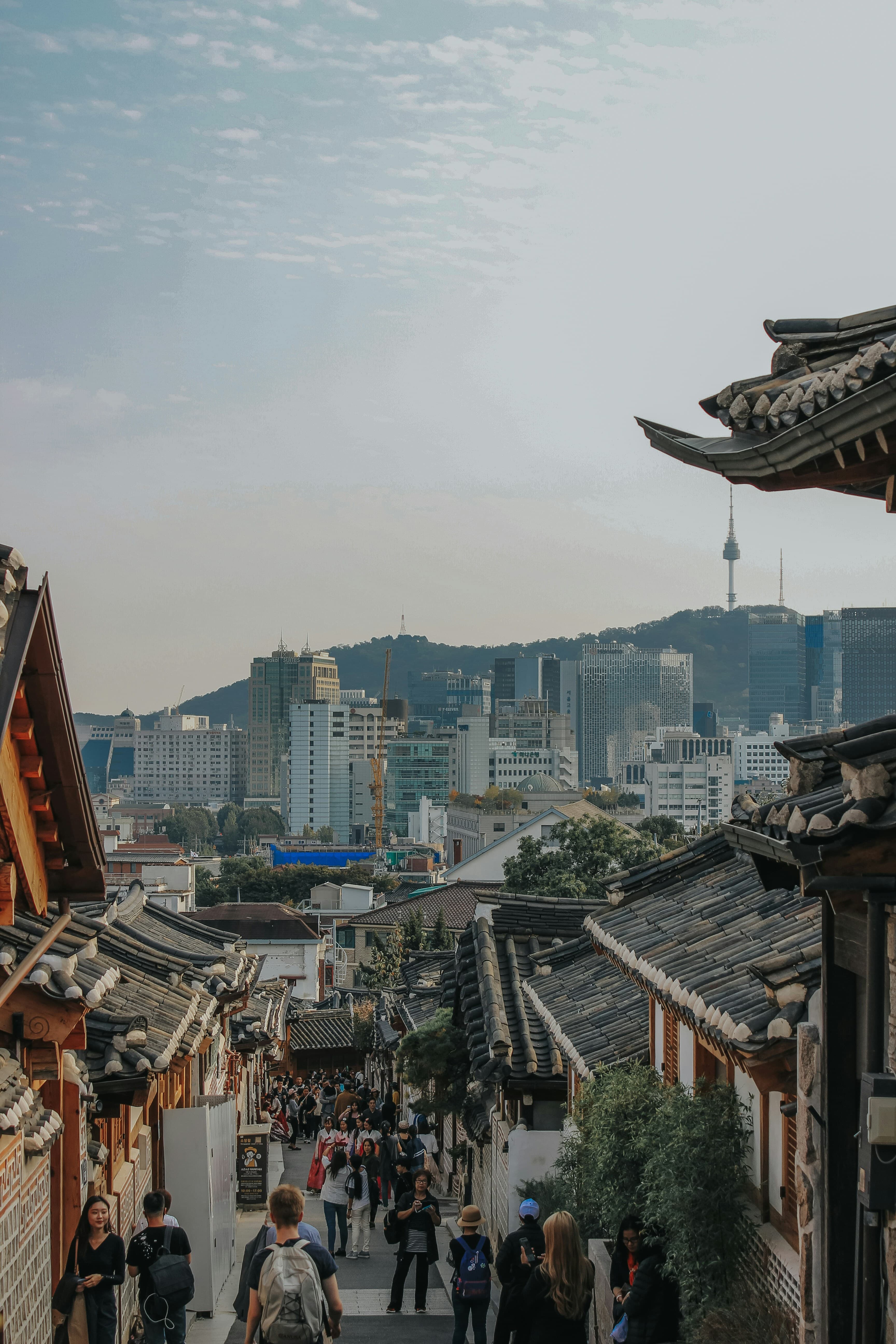 Seoul Unbounded: A City Without Limits curated by Callie Hayes